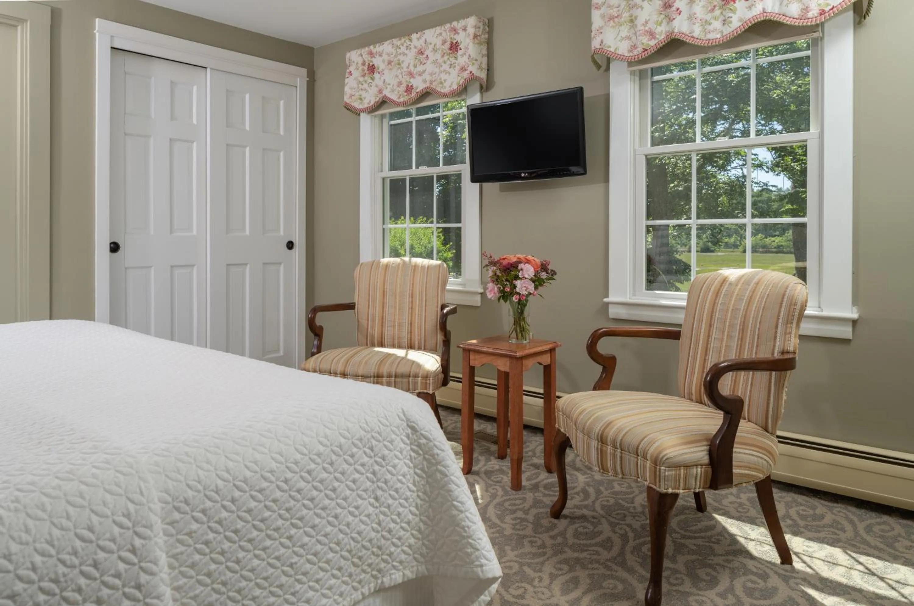 Bedroom, Bed in Dockside Guest Quarters