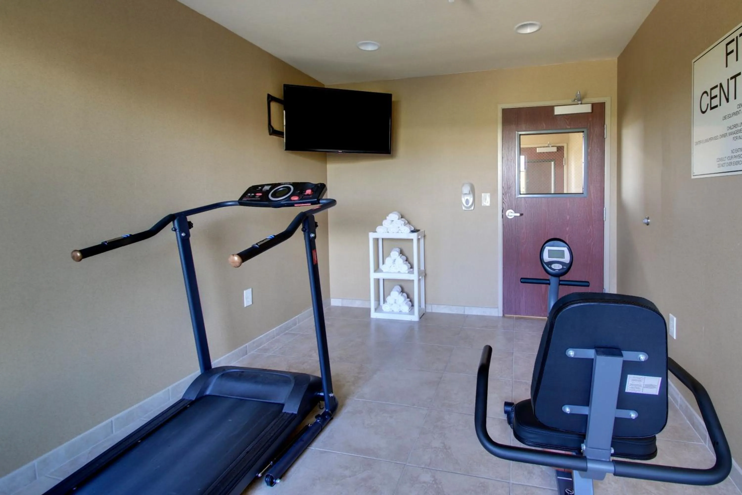 Fitness centre/facilities in Cobblestone Inn & Suites - Avoca