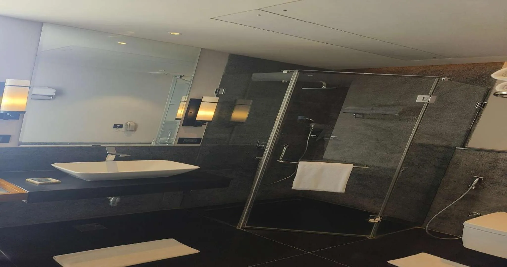 Shower in The Golkonda Resort and Spa