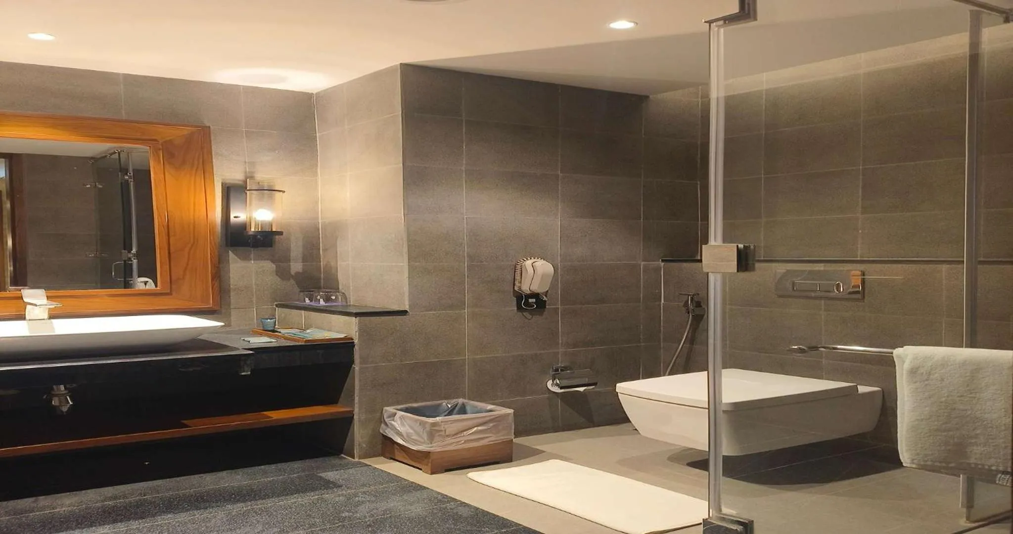 Shower in The Golkonda Resort and Spa