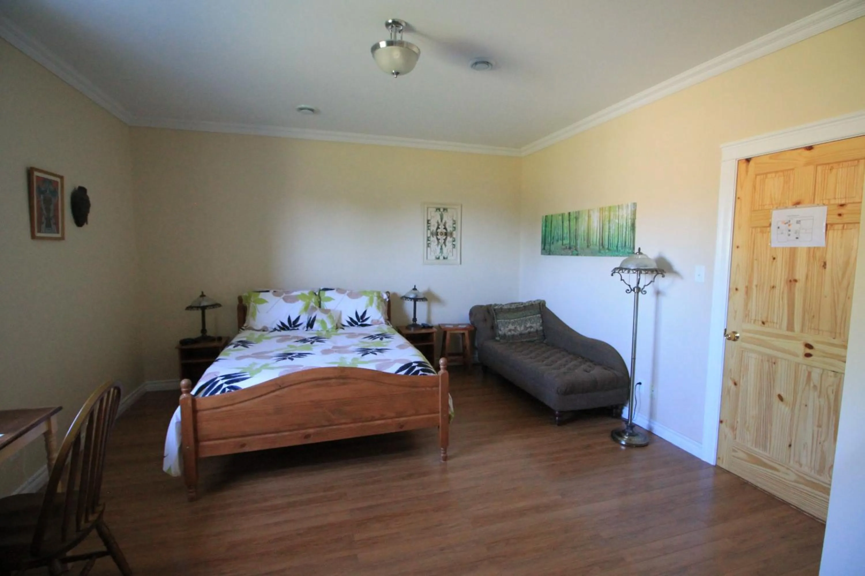 Photo of the whole room, Bed in The Fiddle and the Sea Bed and Breakfast