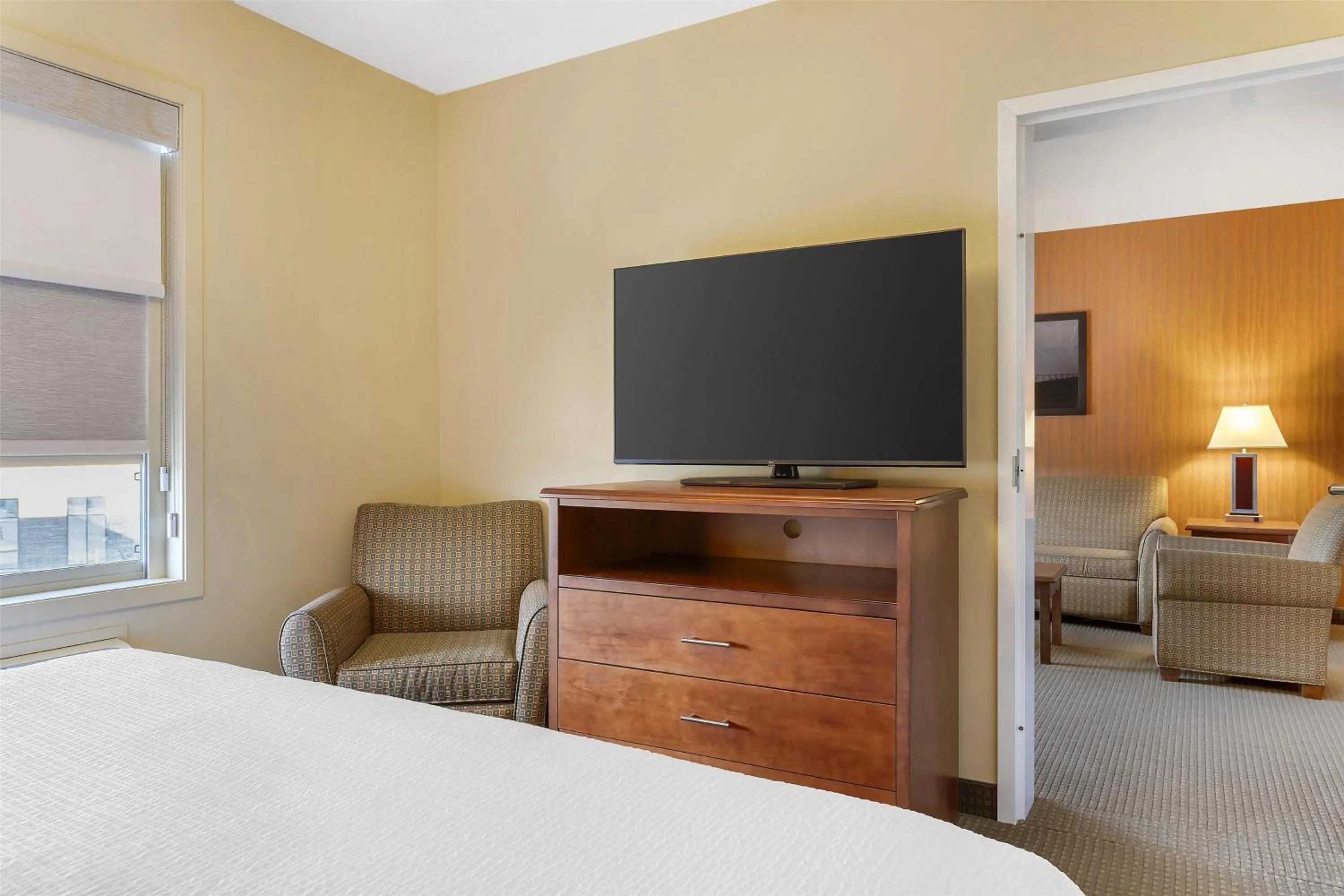 Bedroom, Bed in Best Western Plus Service Inn & Suites