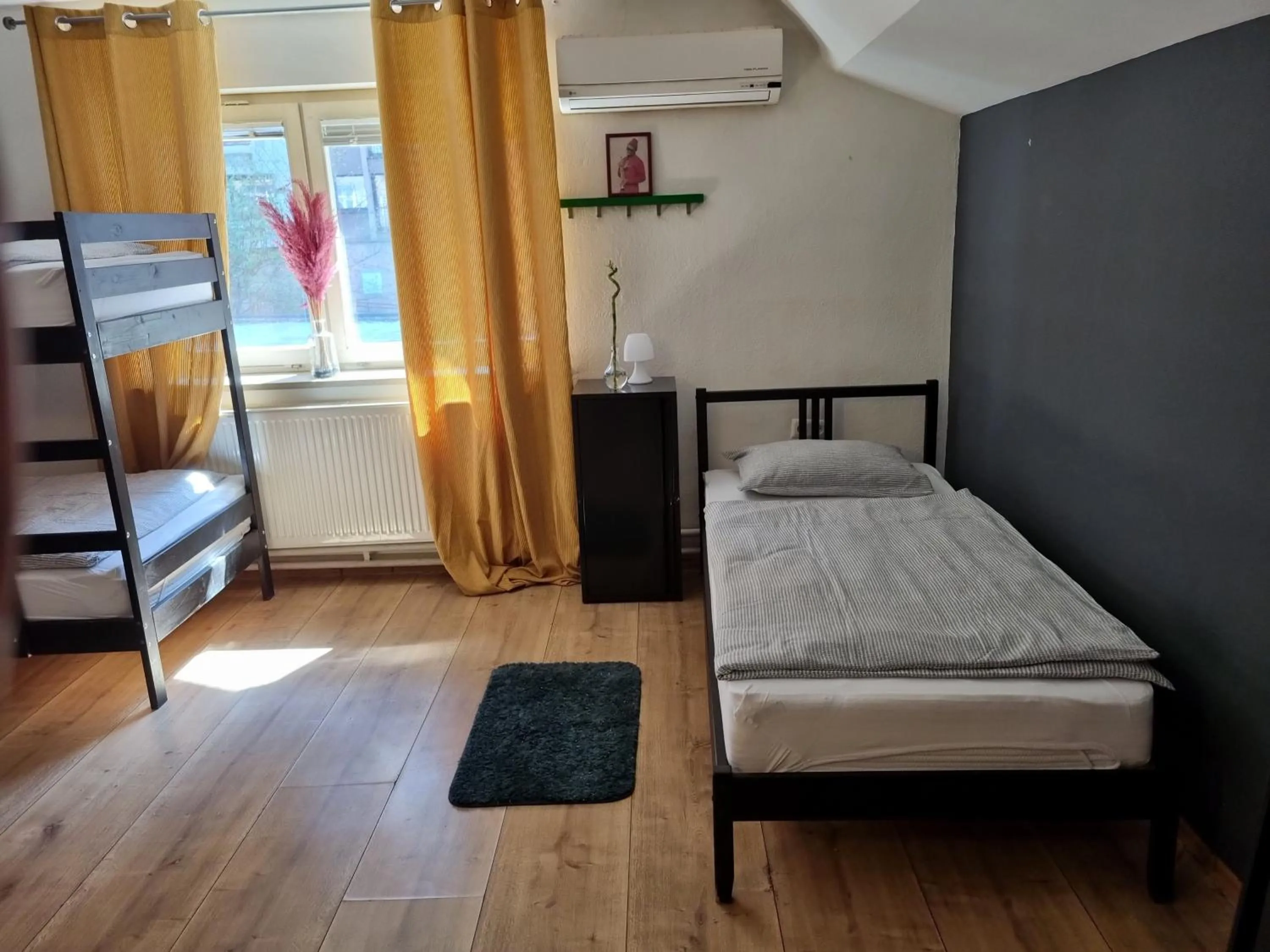 Bed in Sax Pub Hostel Ljubljana