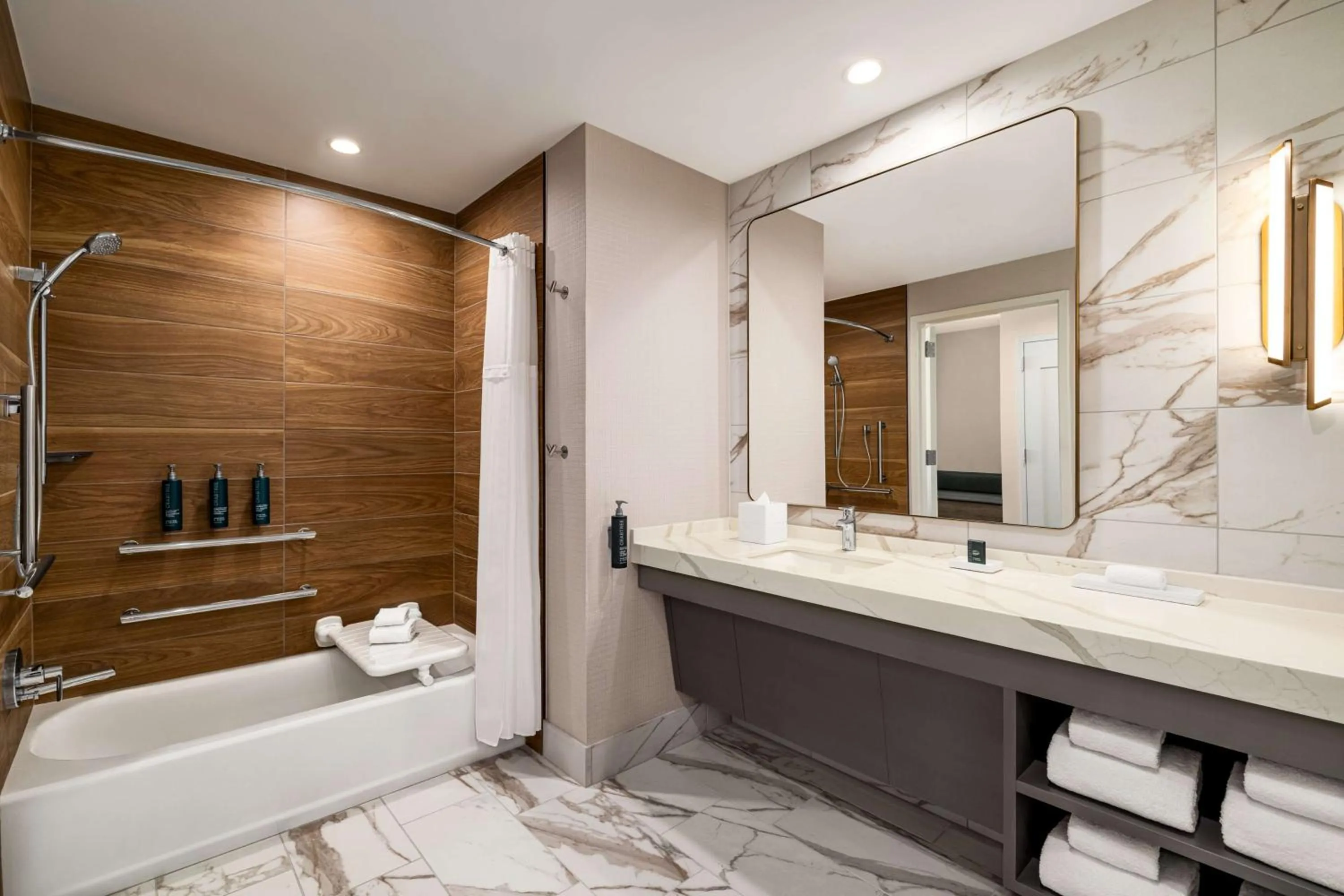 Bathroom in Hilton BNA Nashville Airport Terminal