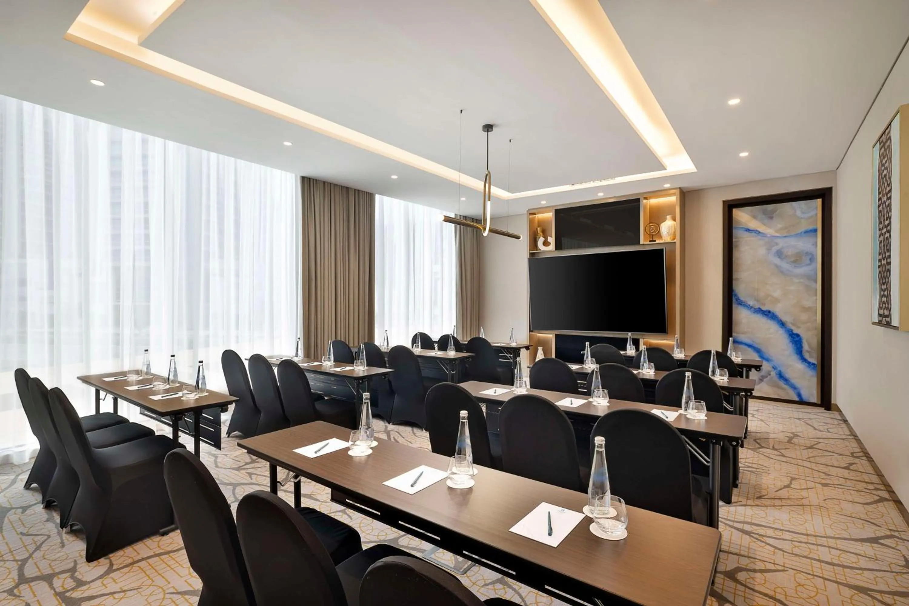 Meeting/conference room in Embassy Suites By Hilton Dubai Business Bay