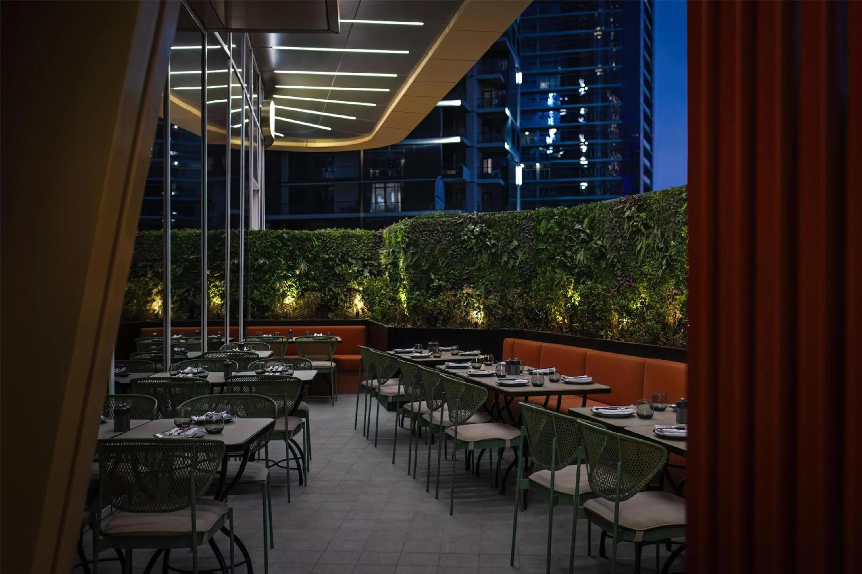 Restaurant/places to eat in Embassy Suites By Hilton Dubai Business Bay