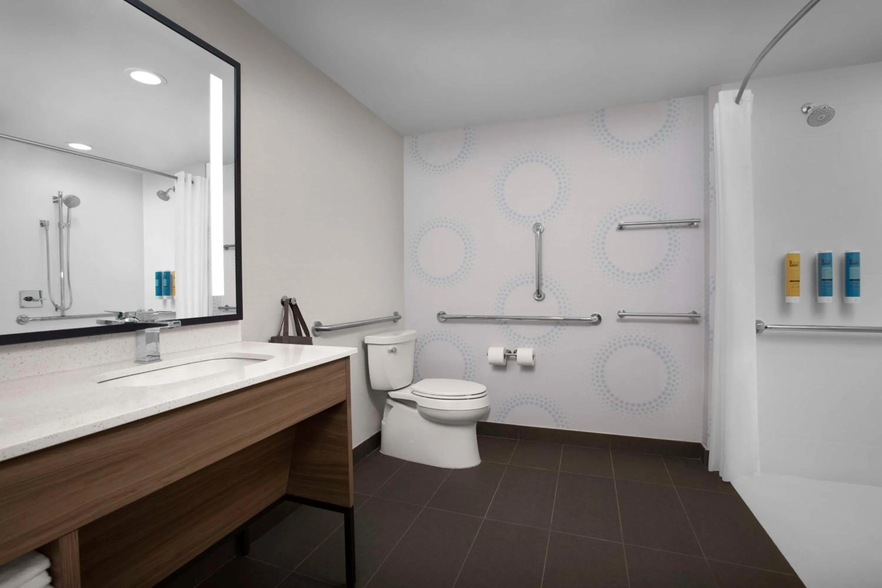 Bathroom in Tru By Hilton Jackson, Tn