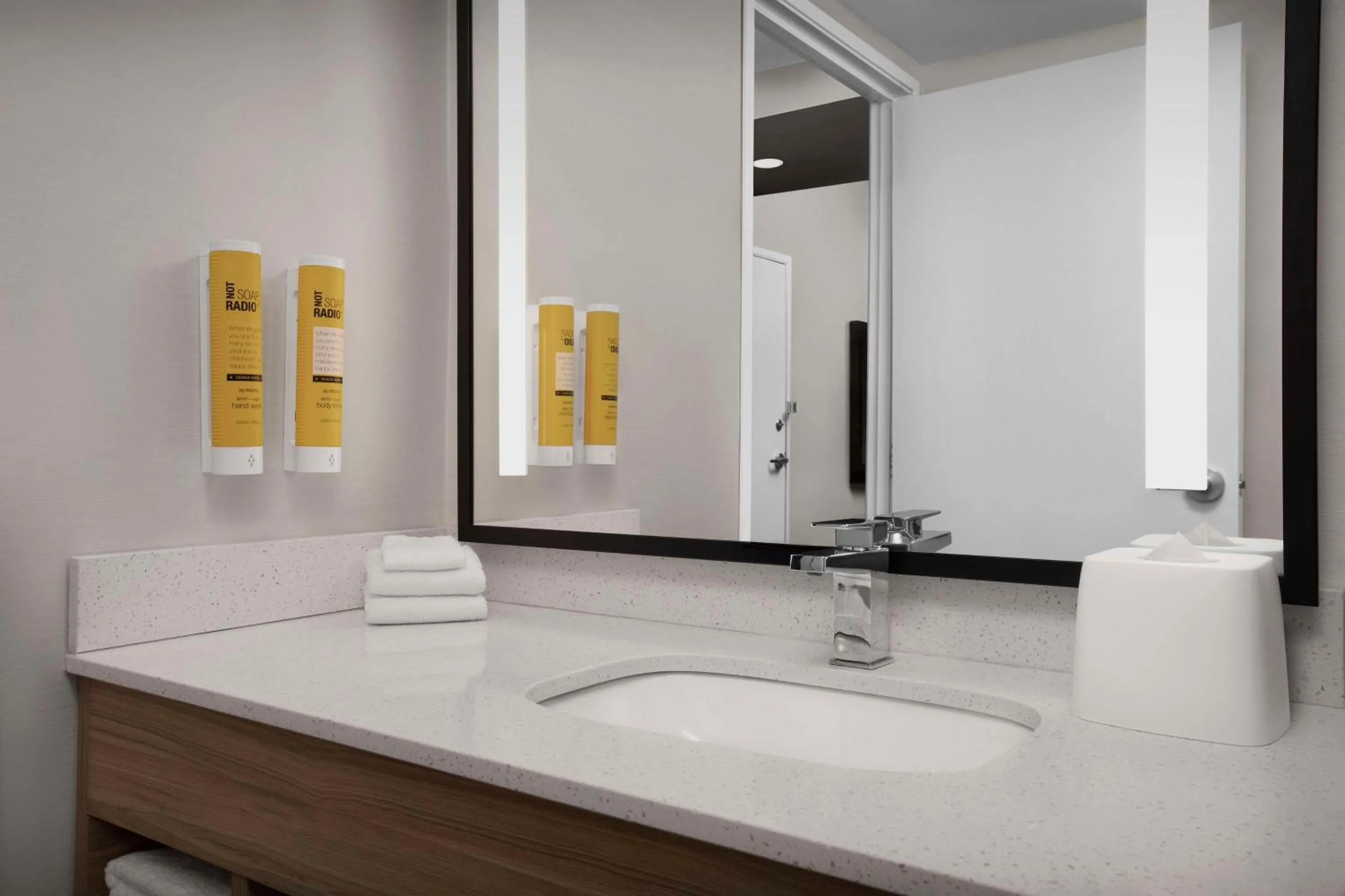 Bathroom in Tru By Hilton Jackson, Tn