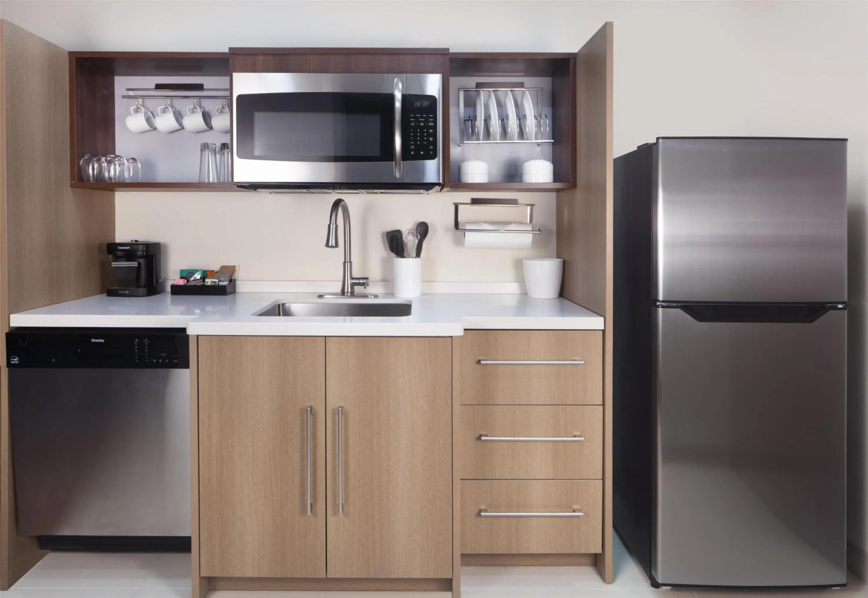 Kitchen or kitchenette in Home2 Suites By Hilton Jackson