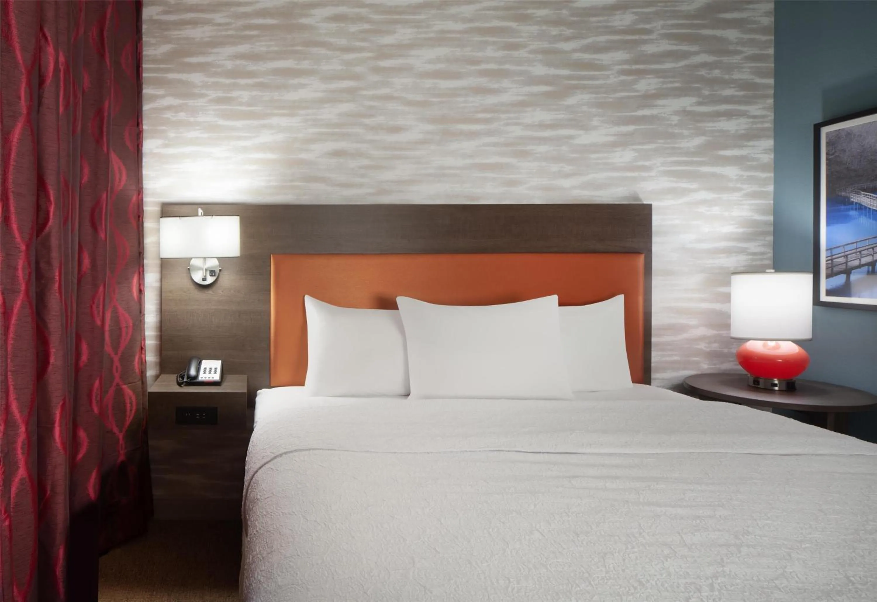 Bed in Home2 Suites By Hilton Jackson