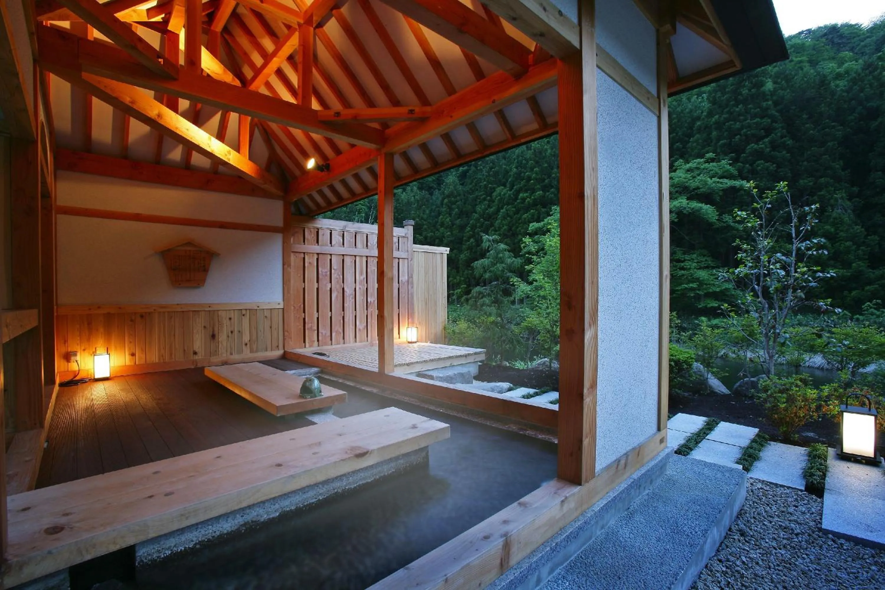 Hot Spring Bath, Swimming Pool in Ryokan Yusen Shidate