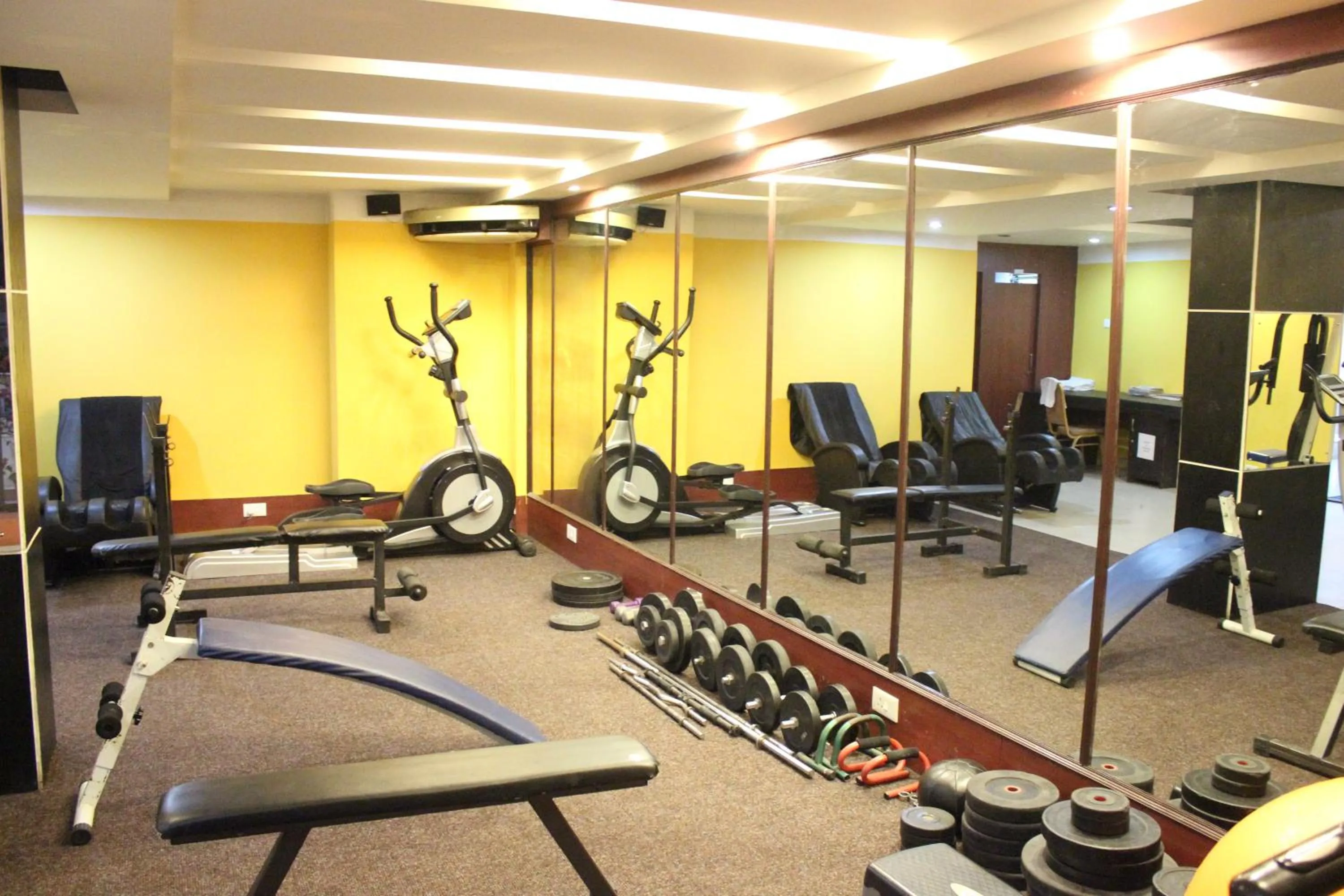 Fitness centre/facilities in Hotel Gateway Grandeur