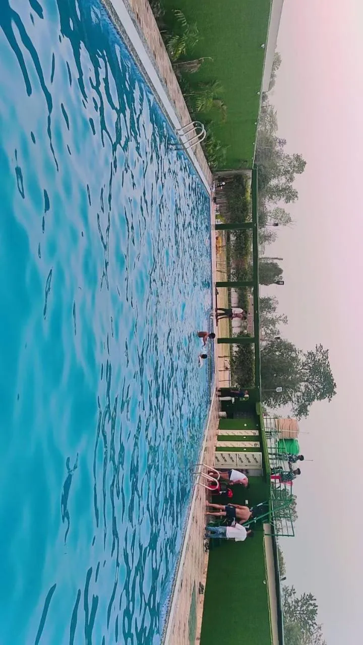 Swimming pool in Shiva Palace by Golden Leaf Hotels