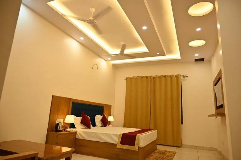 Shiva Palace by Golden Leaf Hotels