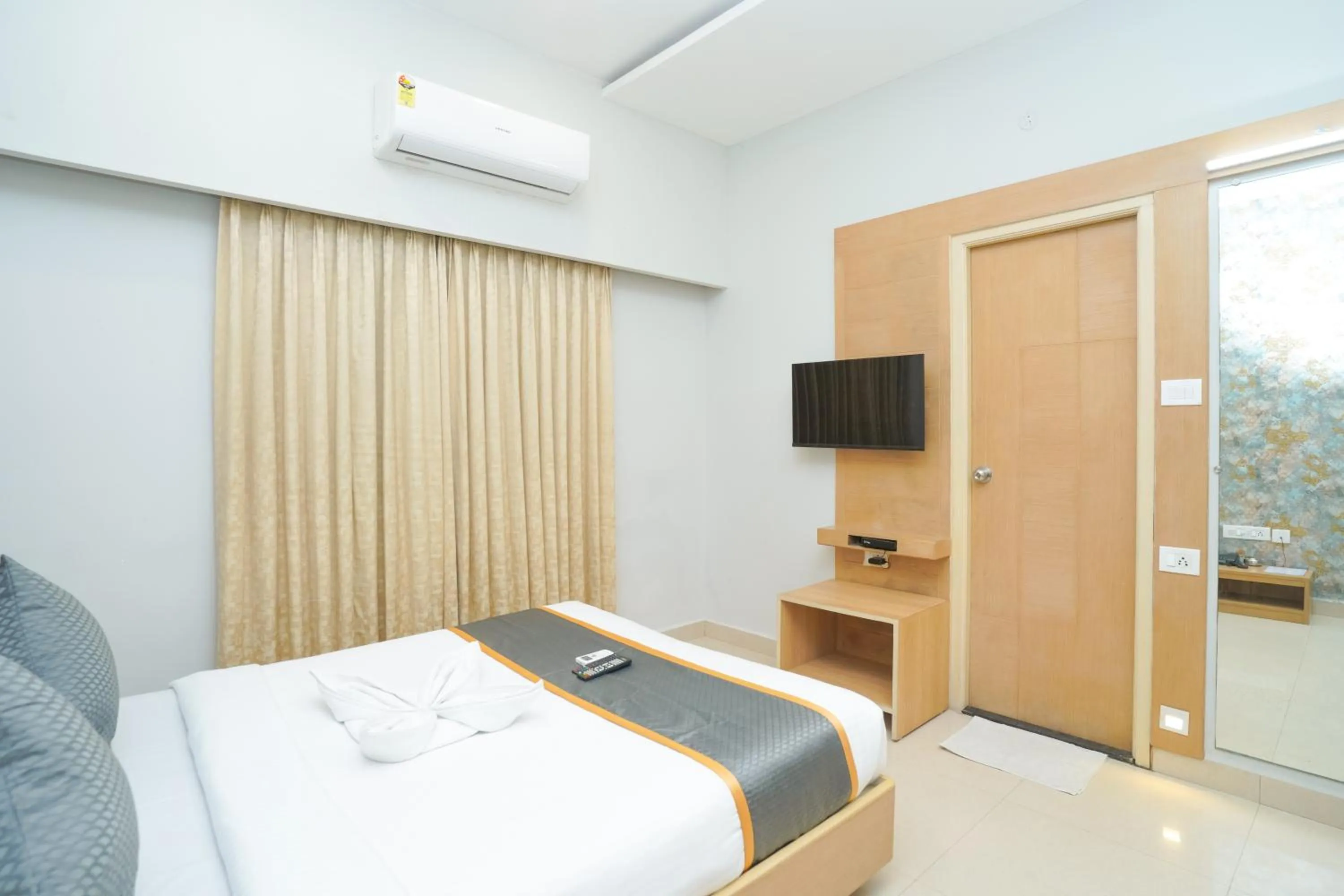 Bed in Hotel Zain Grande