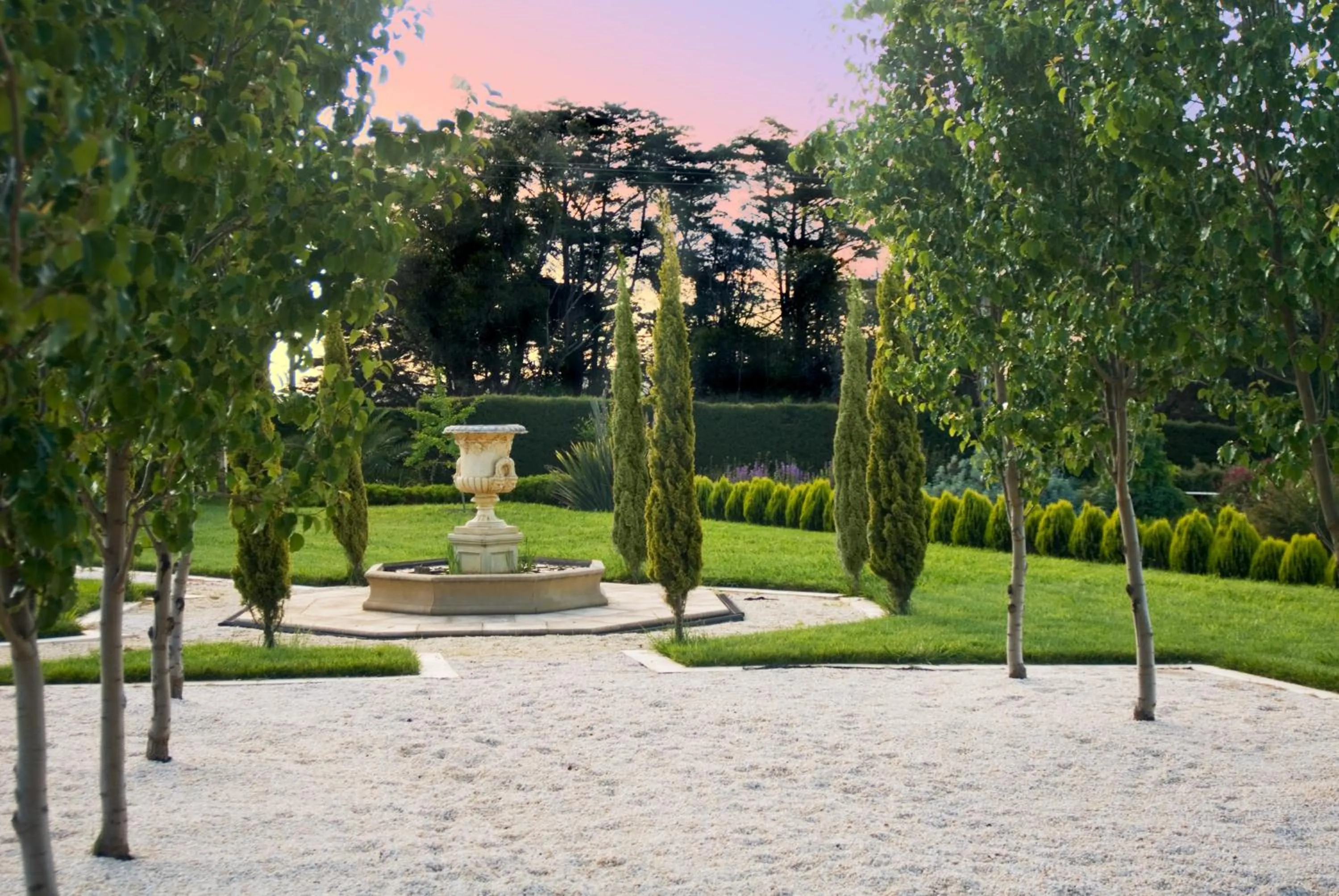 The Gatehouse at Villa Raedward