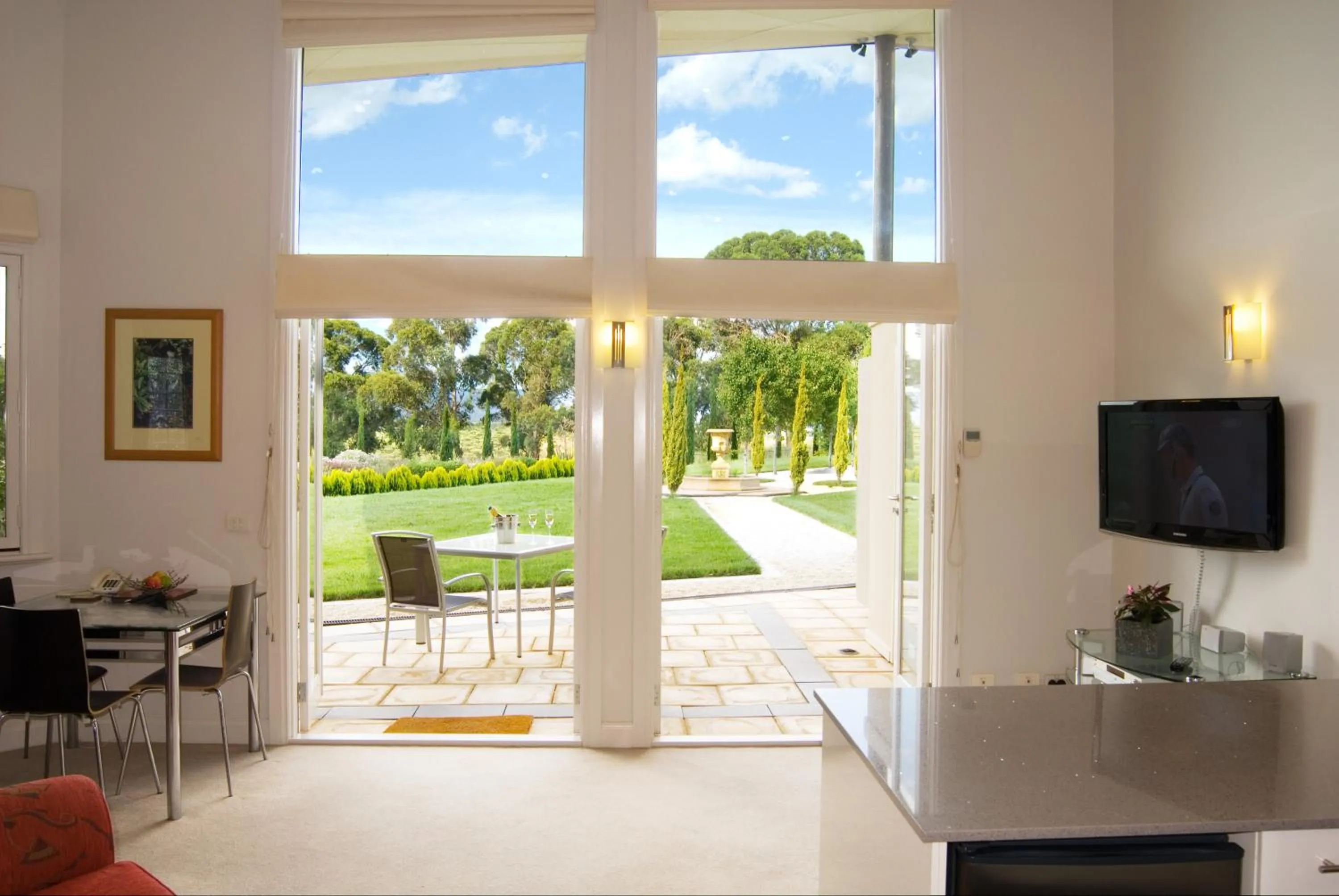 The Gatehouse at Villa Raedward