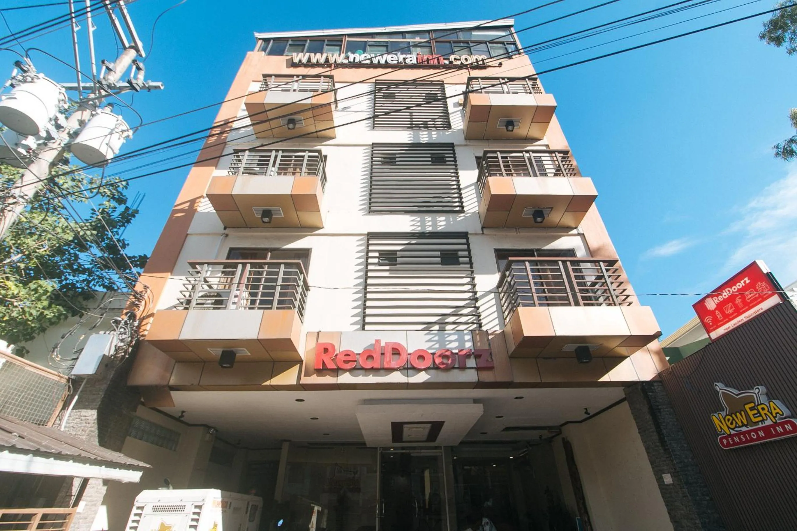 Property building in RedDoorz Plus New Era Budget Hotel Mabolo former RedDoorz near Landers Superstore Cebu City