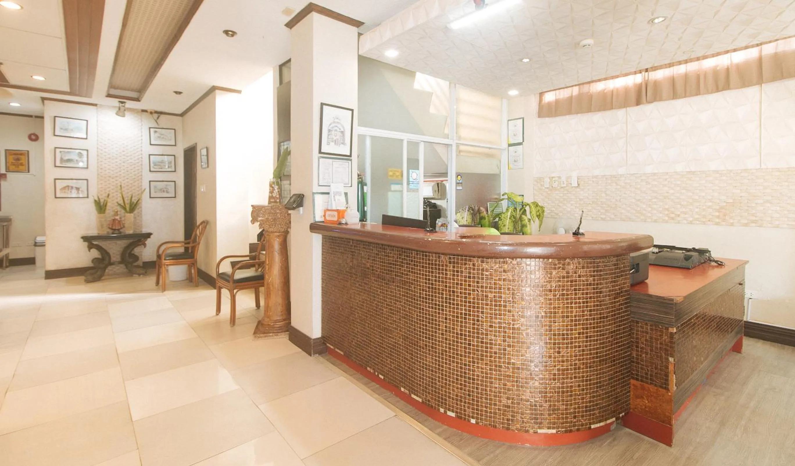 Lobby or reception in RedDoorz Plus New Era Budget Hotel Mabolo former RedDoorz near Landers Superstore Cebu City