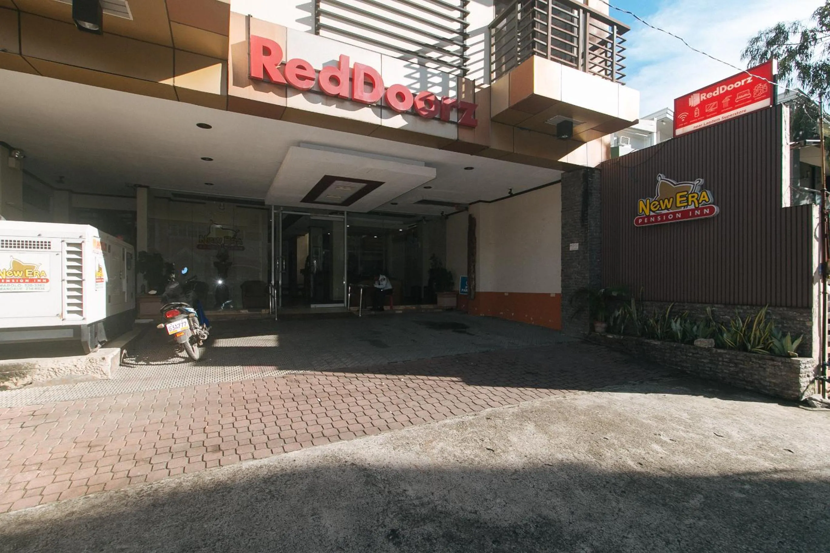 Property building in RedDoorz Plus New Era Budget Hotel Mabolo former RedDoorz near Landers Superstore Cebu City