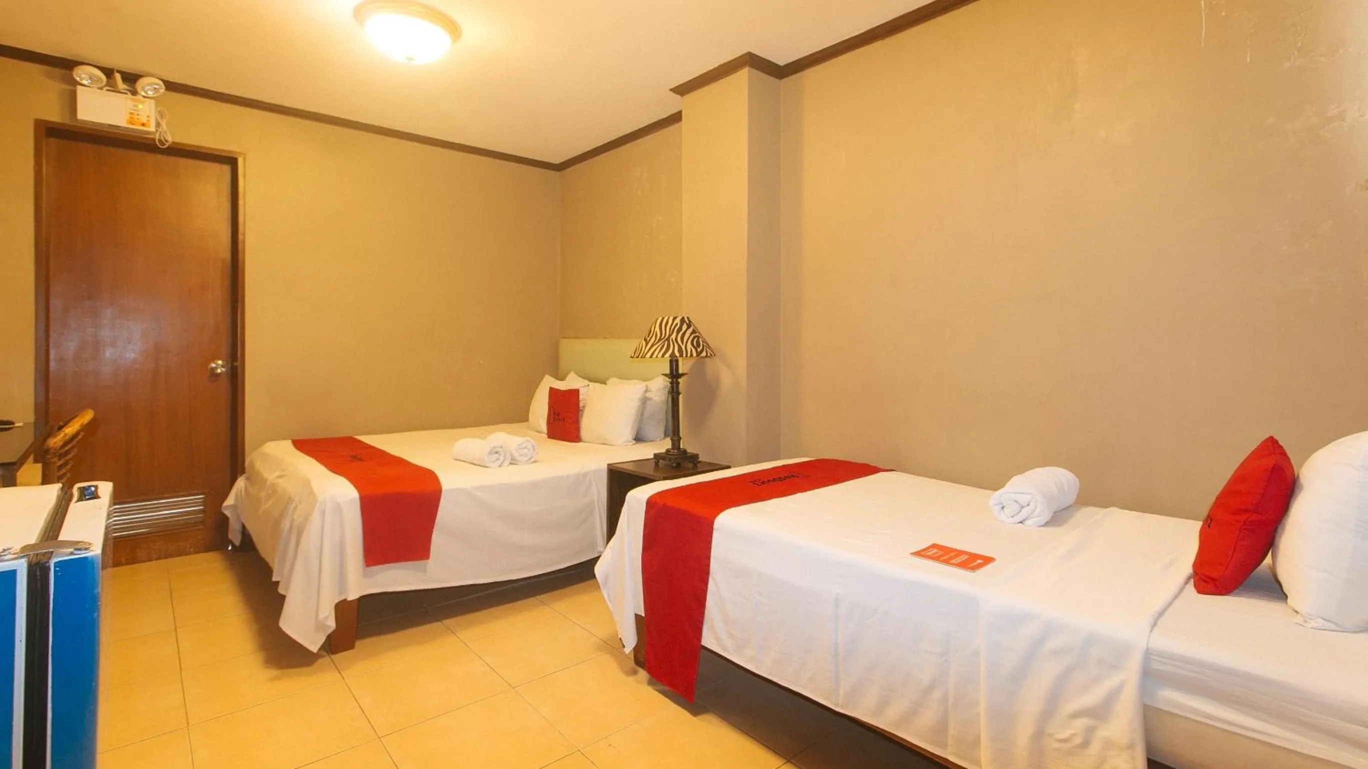 Bedroom, Bed in RedDoorz Plus New Era Budget Hotel Mabolo former RedDoorz near Landers Superstore Cebu City