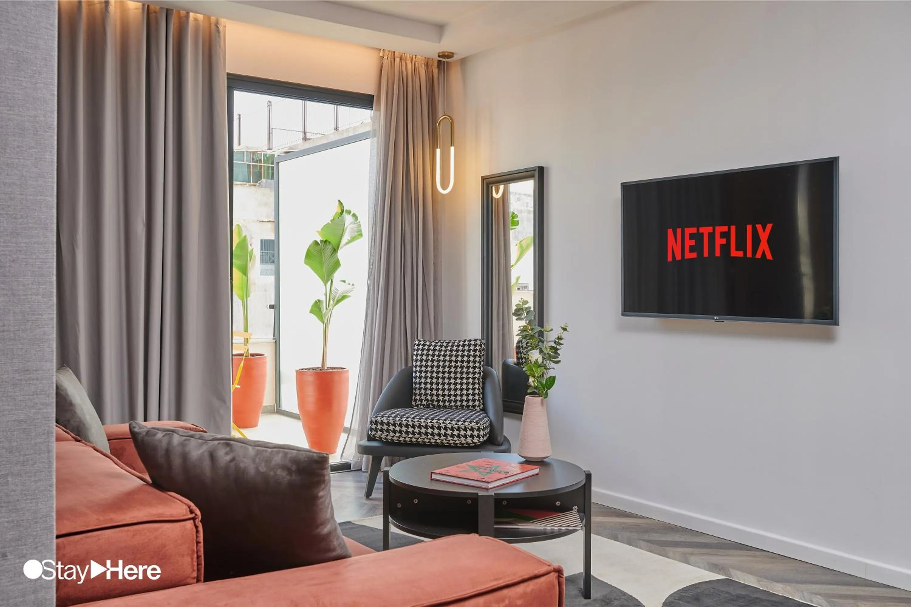 TV and multimedia in Stayhere Rabat - Agdal 4 - Hotel