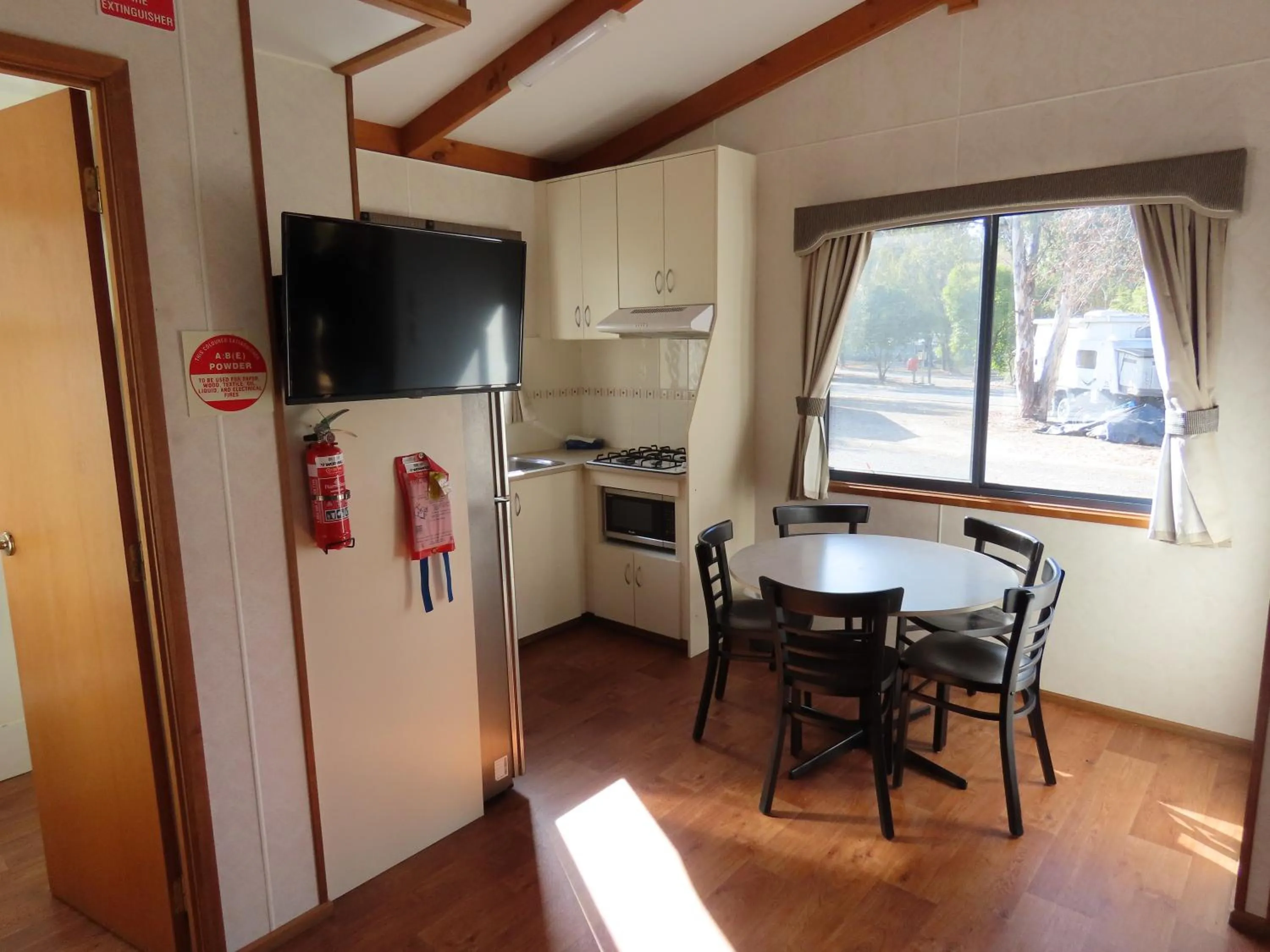 TV and multimedia in Albury Gardens Tourist Park