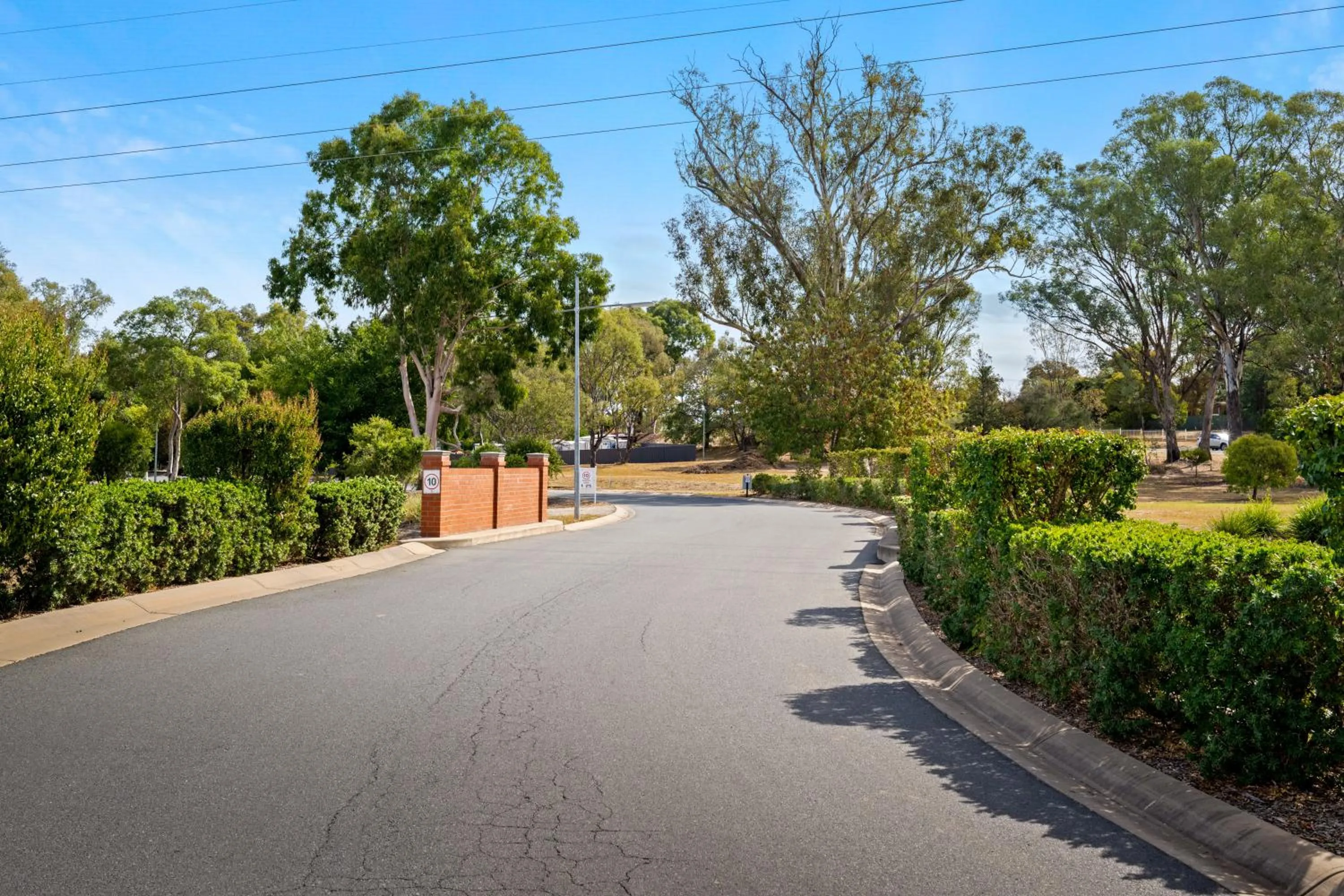 Facade/entrance in Albury Gardens Tourist Park