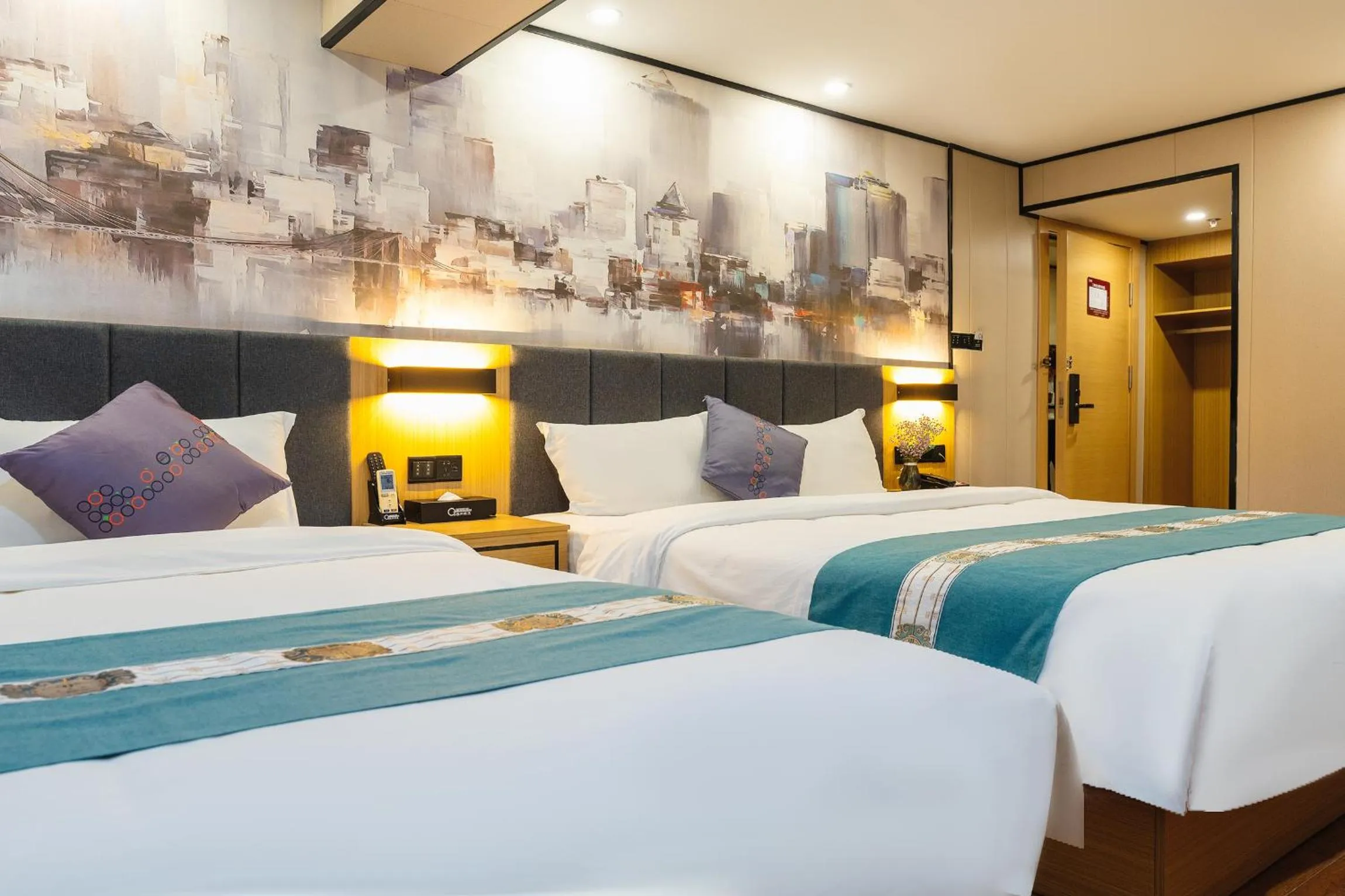 Photo of the whole room, Bed in Amemouillage Inn - Guangzhou Railway Station Xicun Metro Station