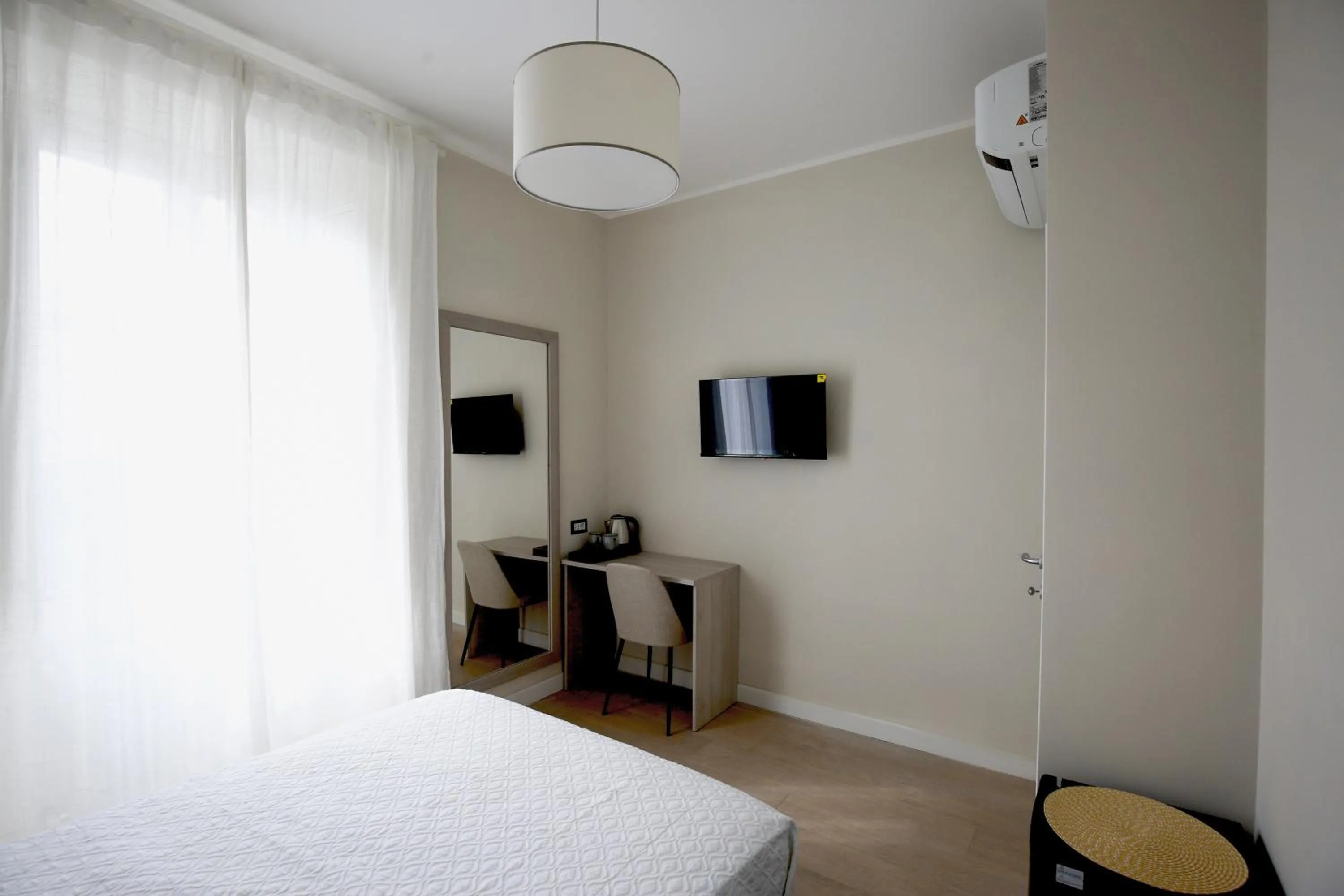 TV and multimedia, Bed in Colosseum Maison