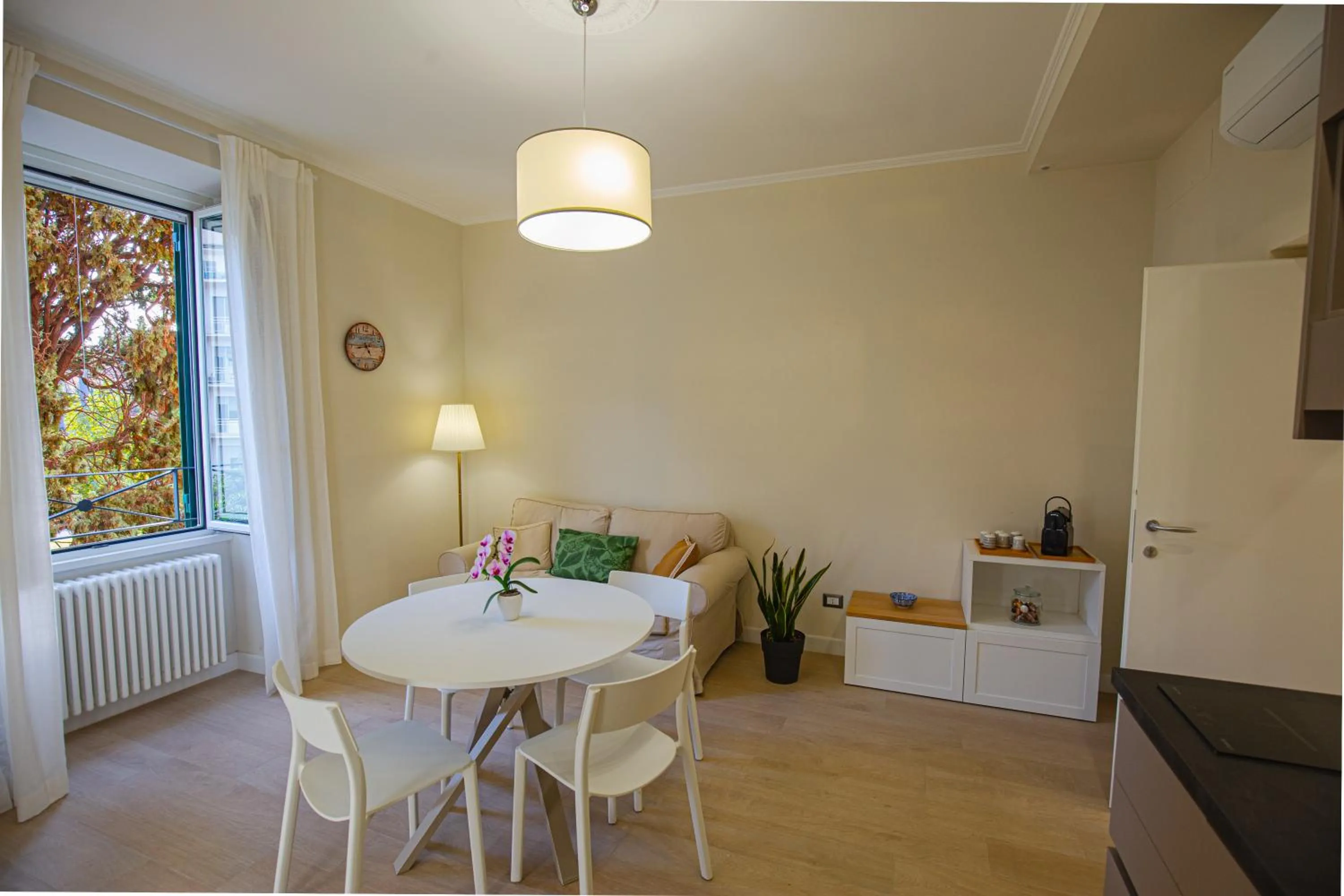 Living room in Colosseum Maison