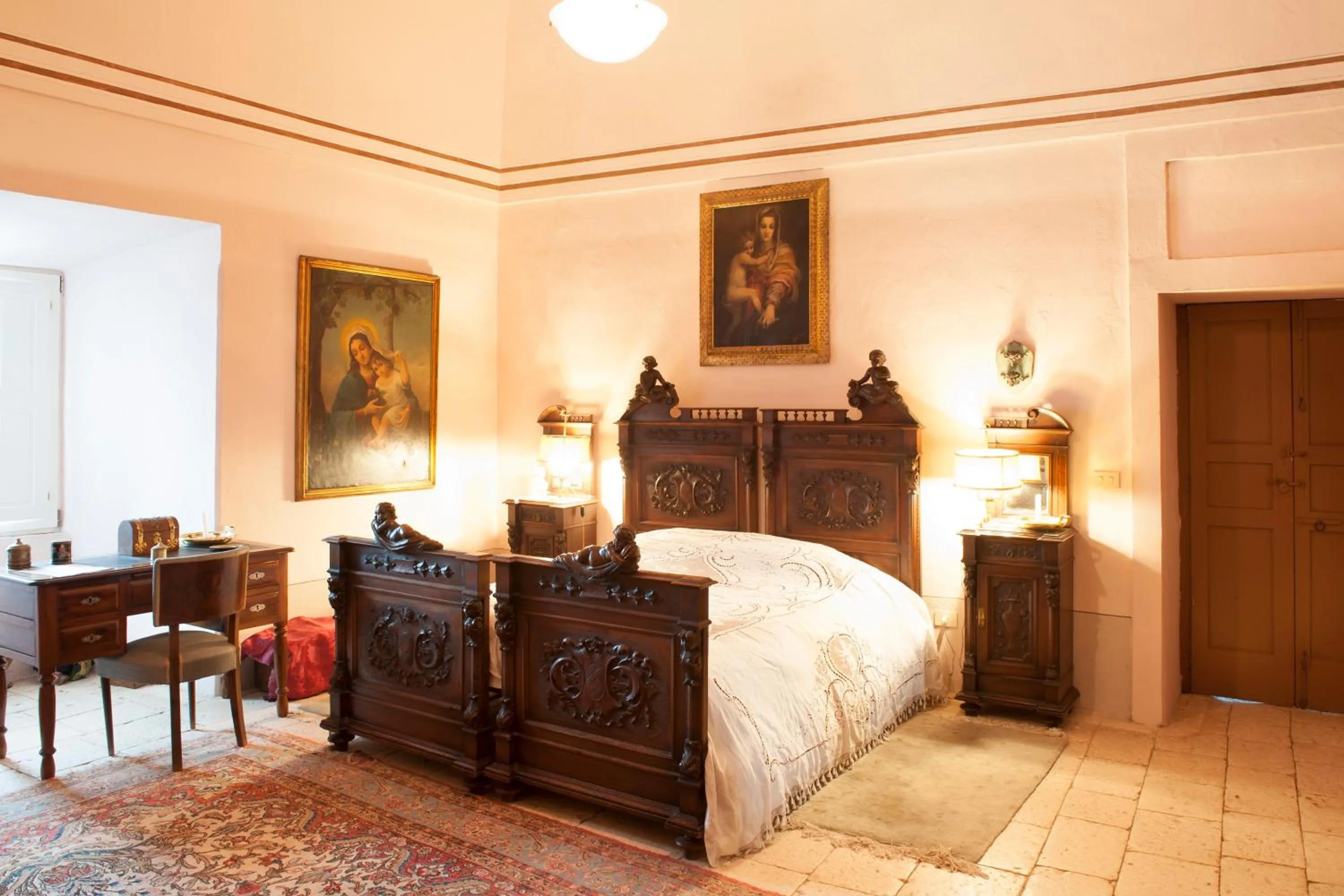 Photo of the whole room, Bed in Masseria Murgia Albanese