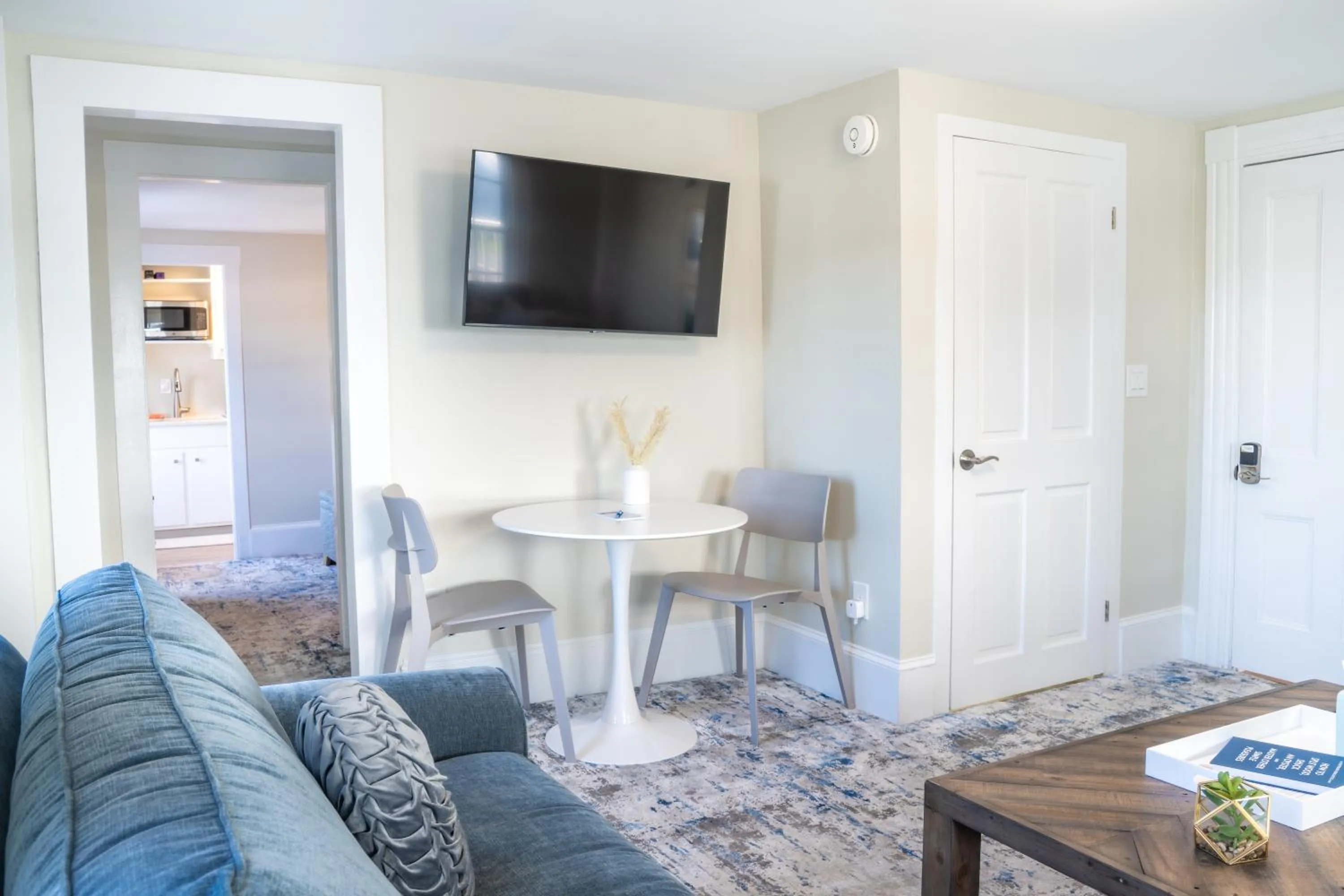 Living room in 935 Ocean, a Beachside Inn