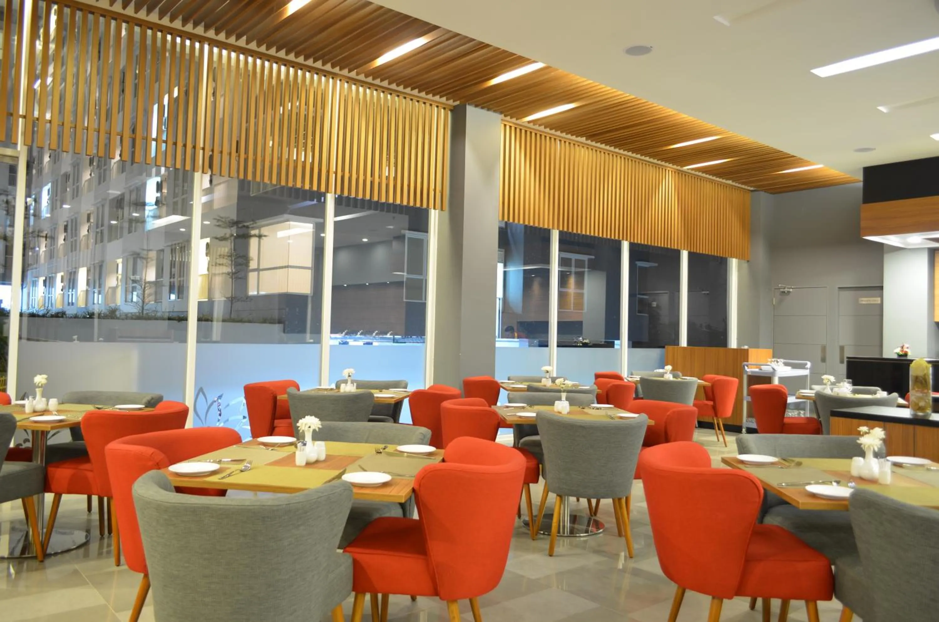 Restaurant/places to eat in Kyriad Hotel Airport Jakarta