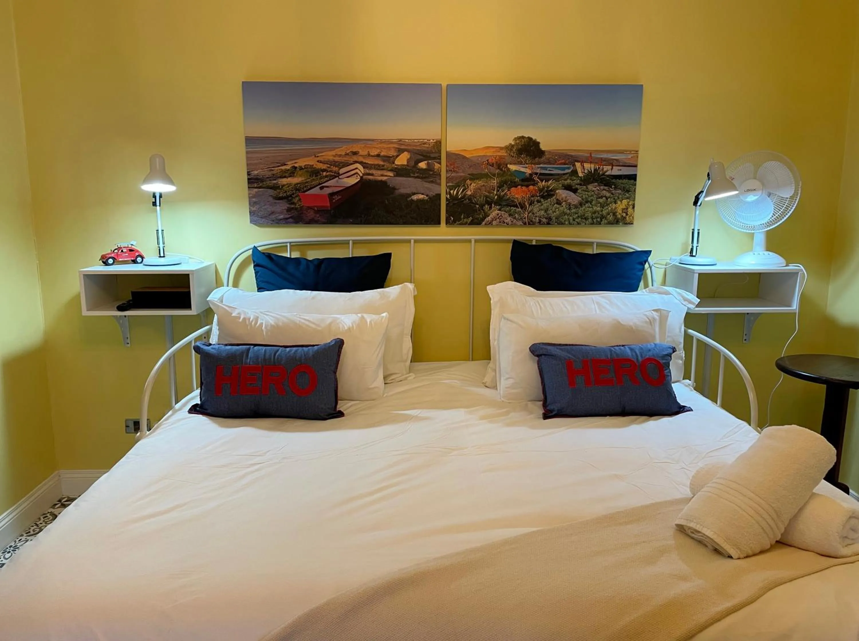 Bed in Paternoster Manor