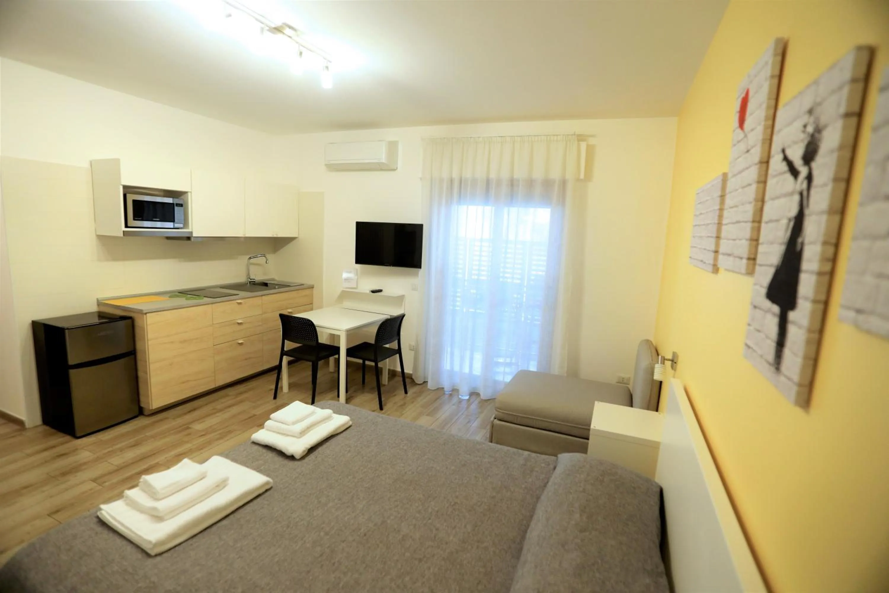 TV and multimedia in MozÁrt Bed & Breakfast - Affittacamere