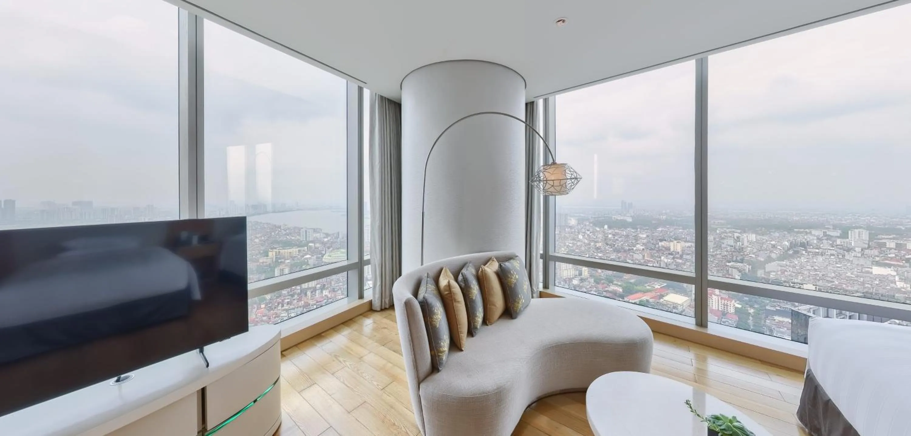 Bedroom in Lotte Hotel Hanoi