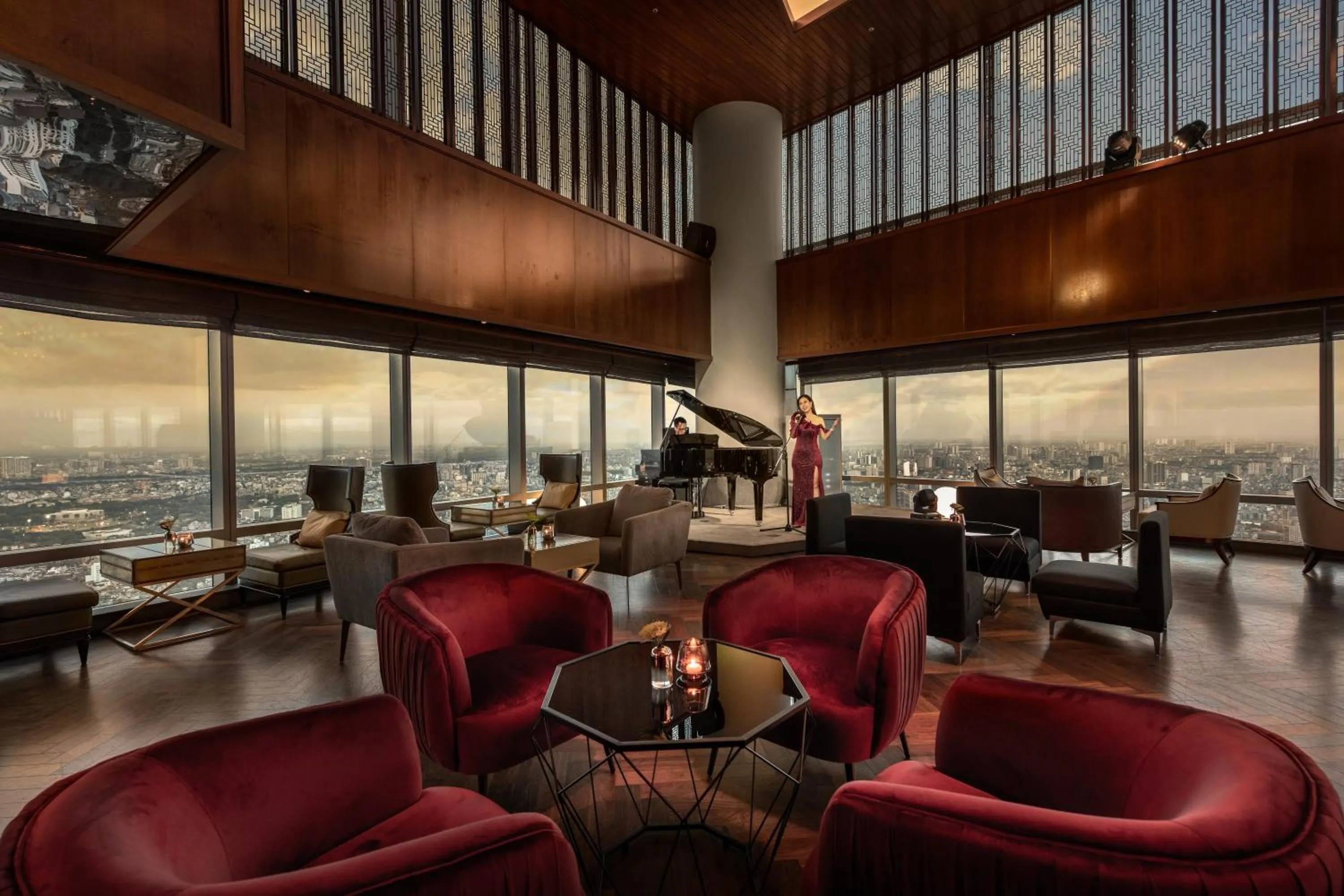 Lounge or bar in Lotte Hotel Hanoi