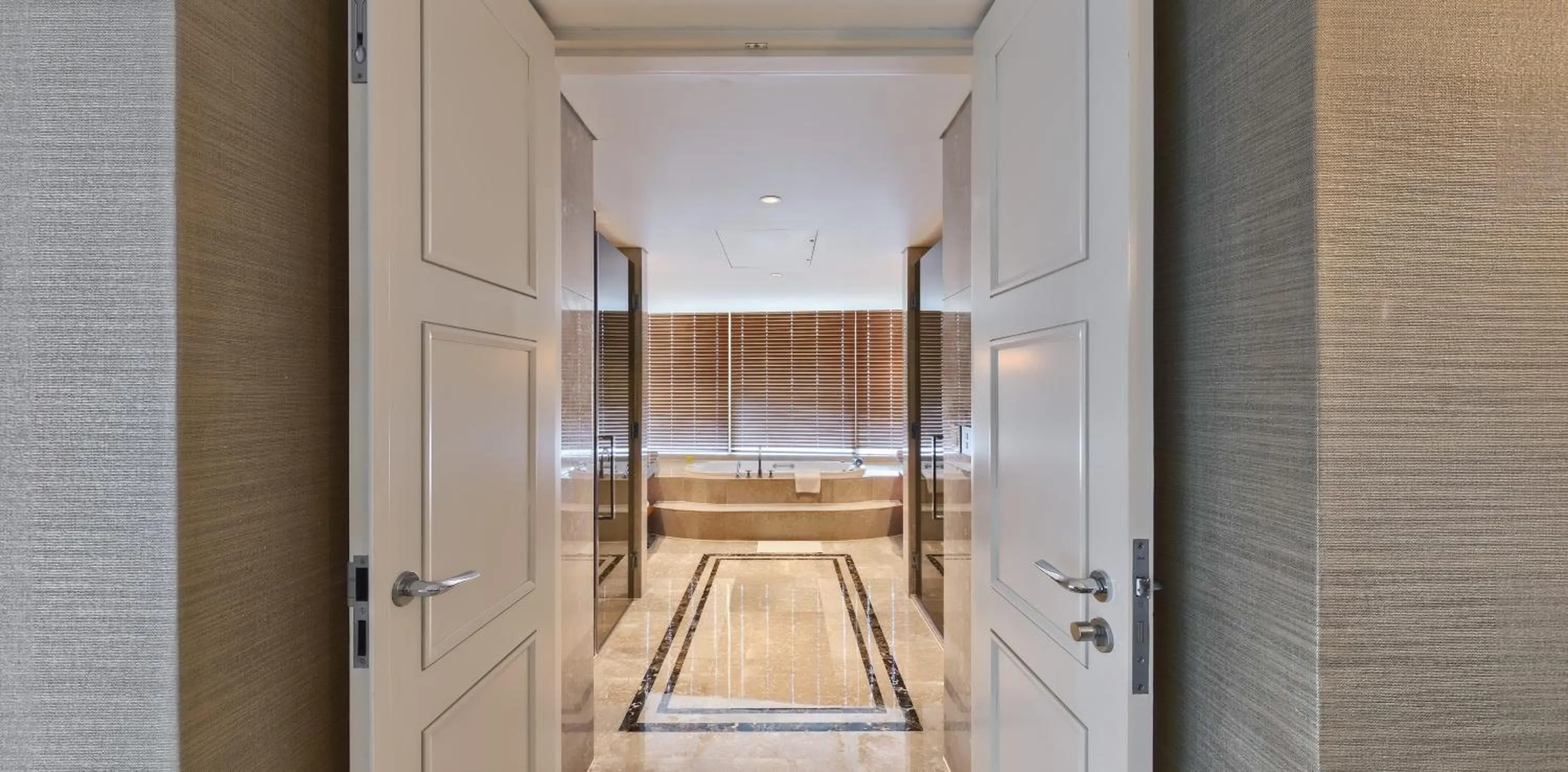 Bathroom in Lotte Hotel Hanoi