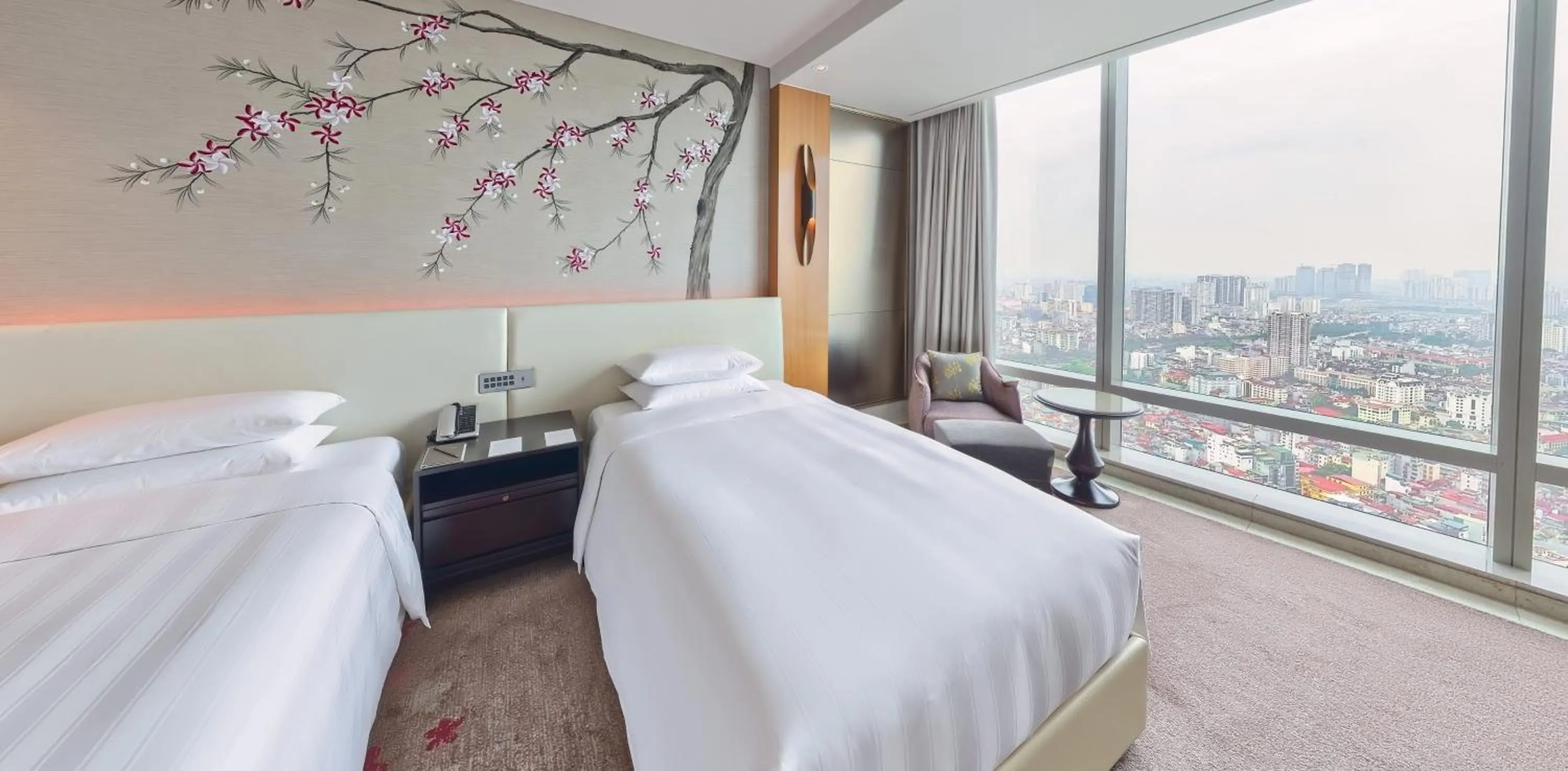 Bedroom, Bed in Lotte Hotel Hanoi