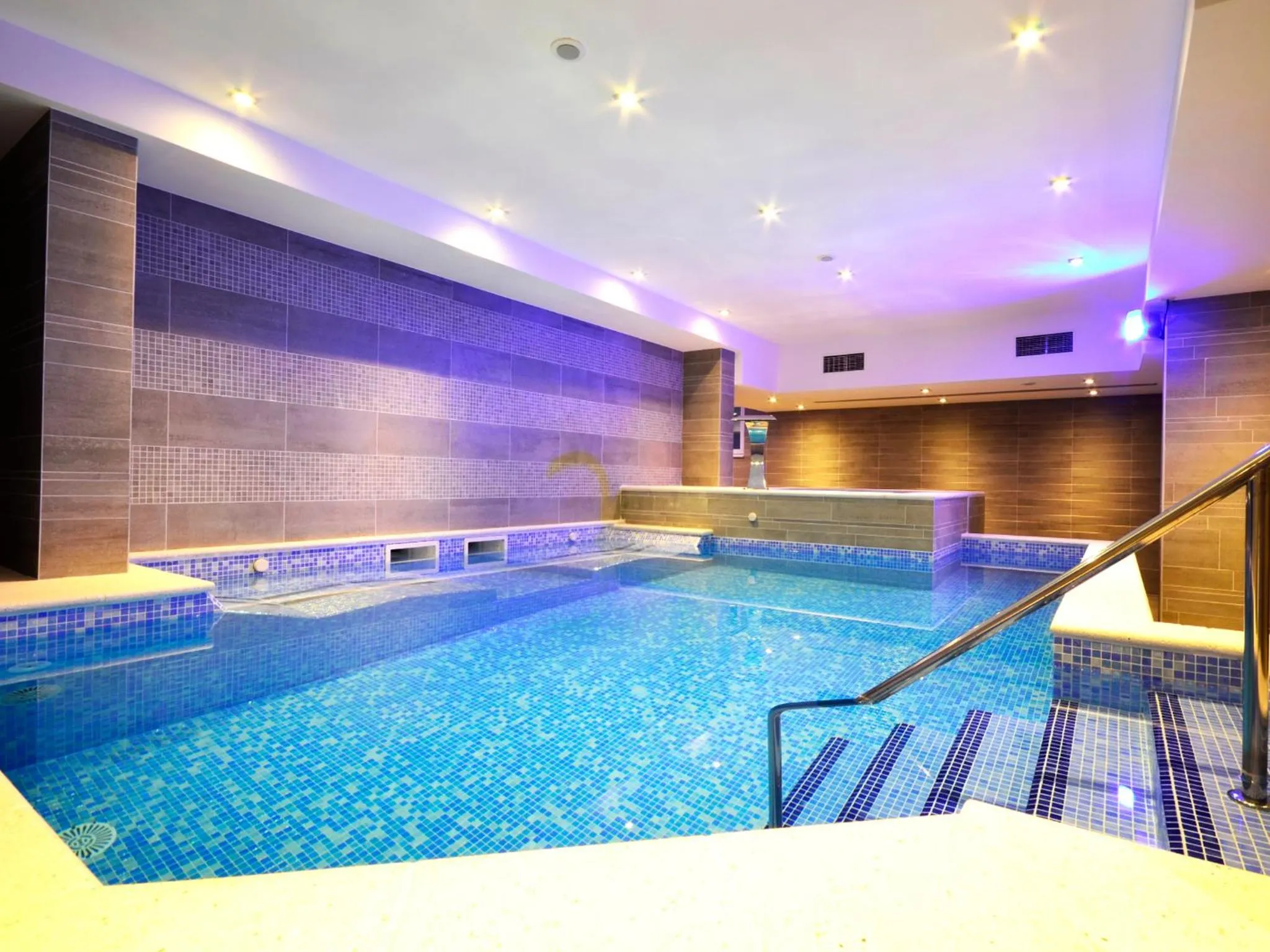 Swimming pool in Aparthotel Miramare