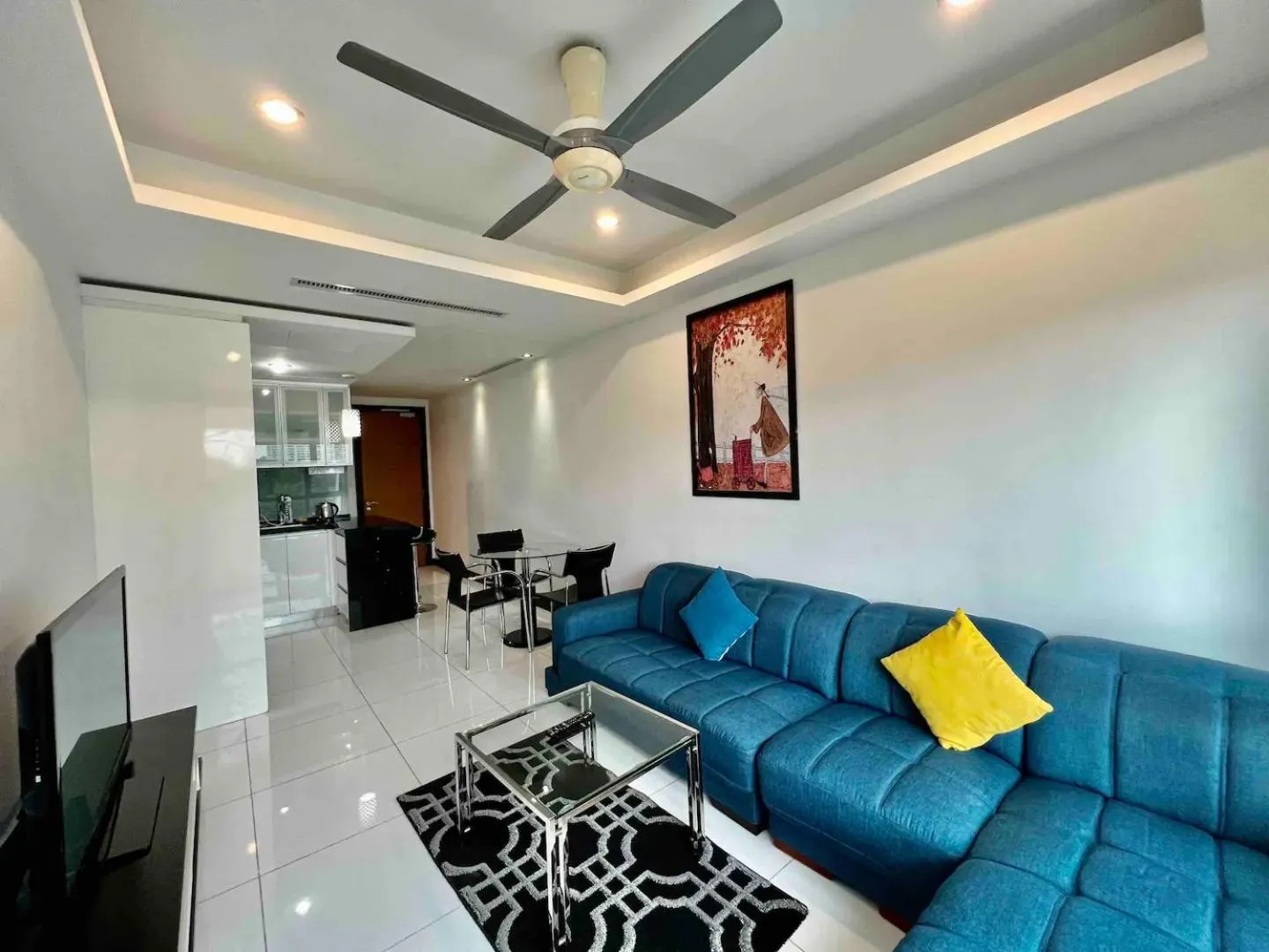 TV and multimedia in BBHomes at Casa Residency KL