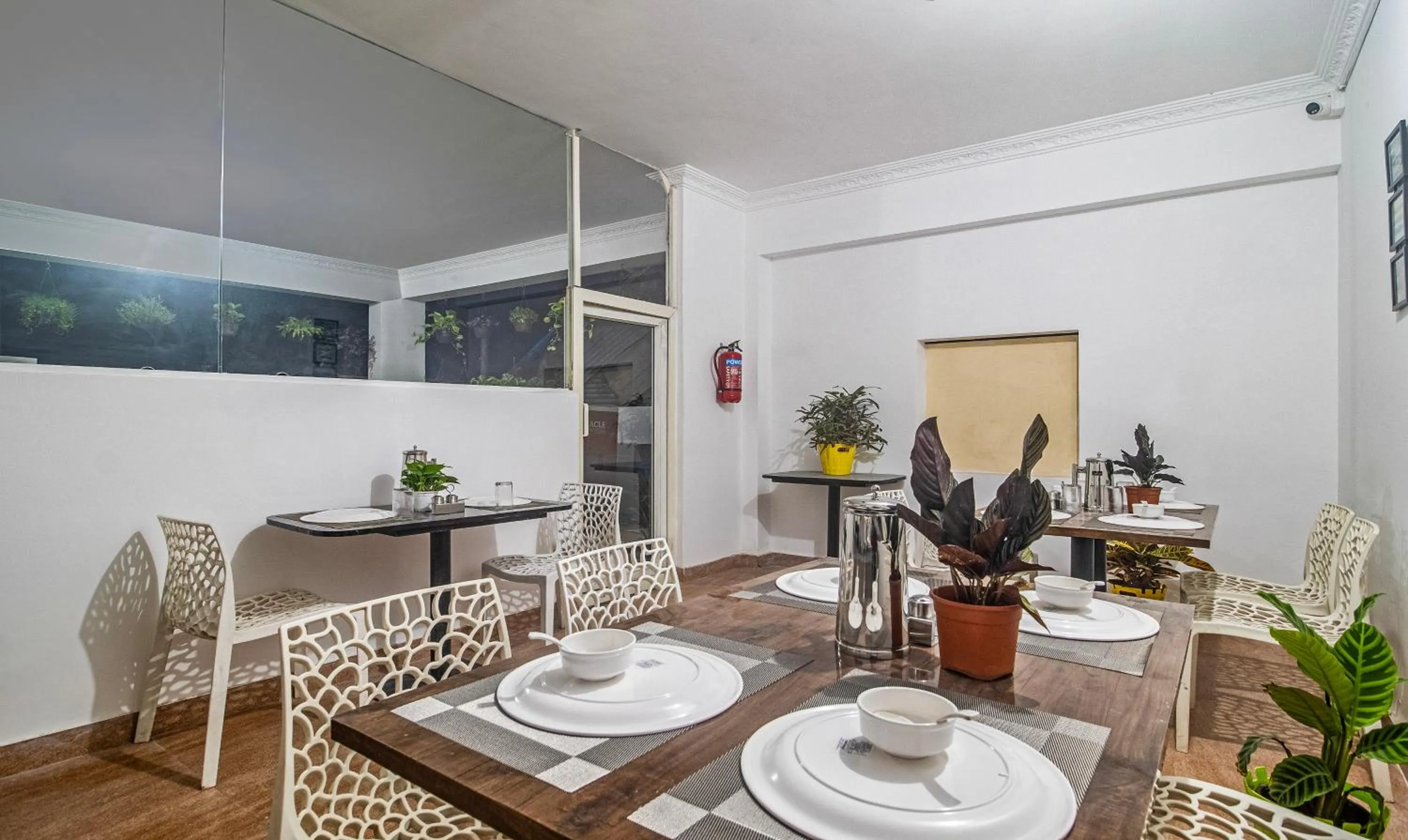Dining area in Treebo Navya The Park