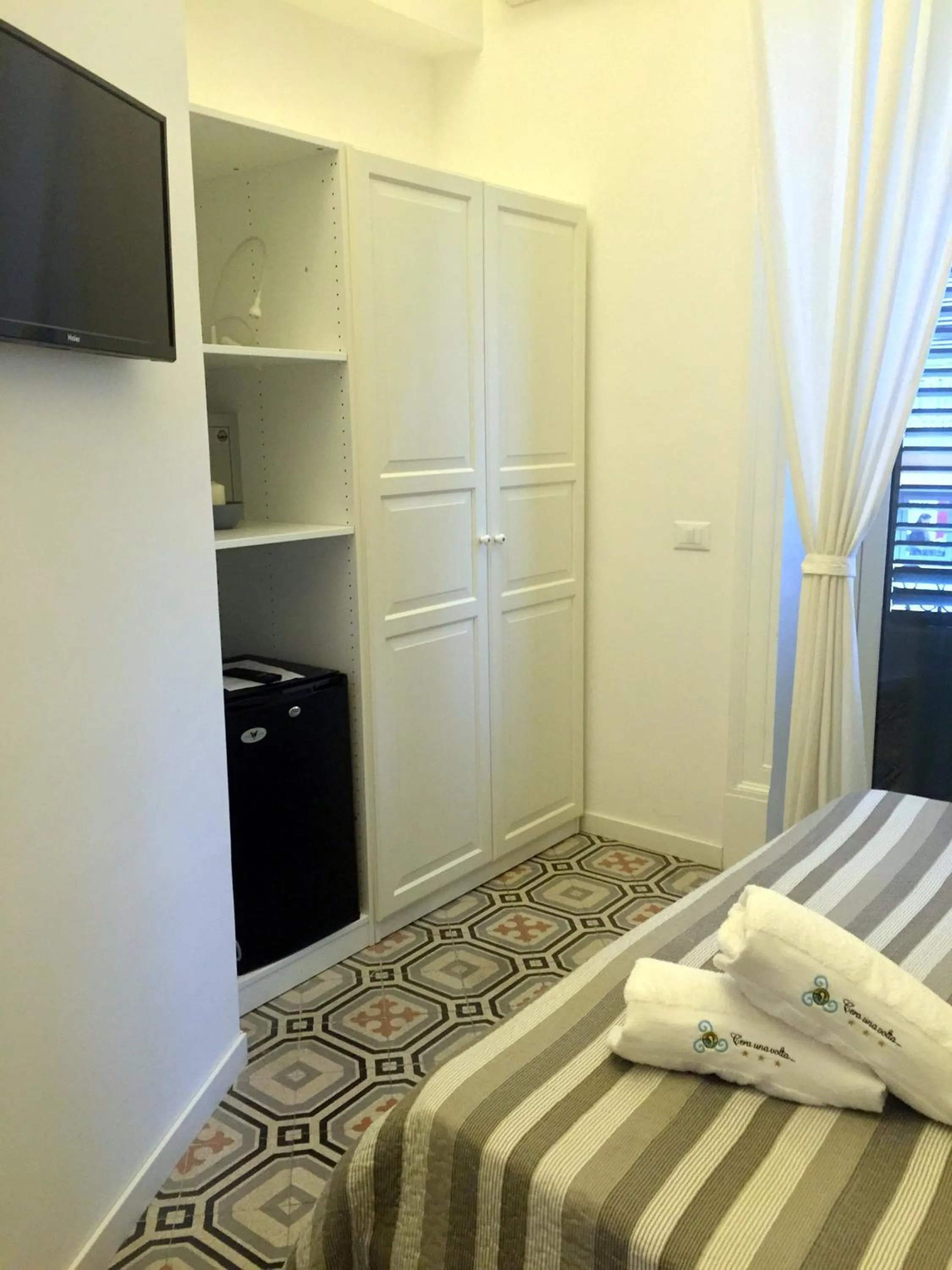 Decorative detail, Bed in C'era Una Volta