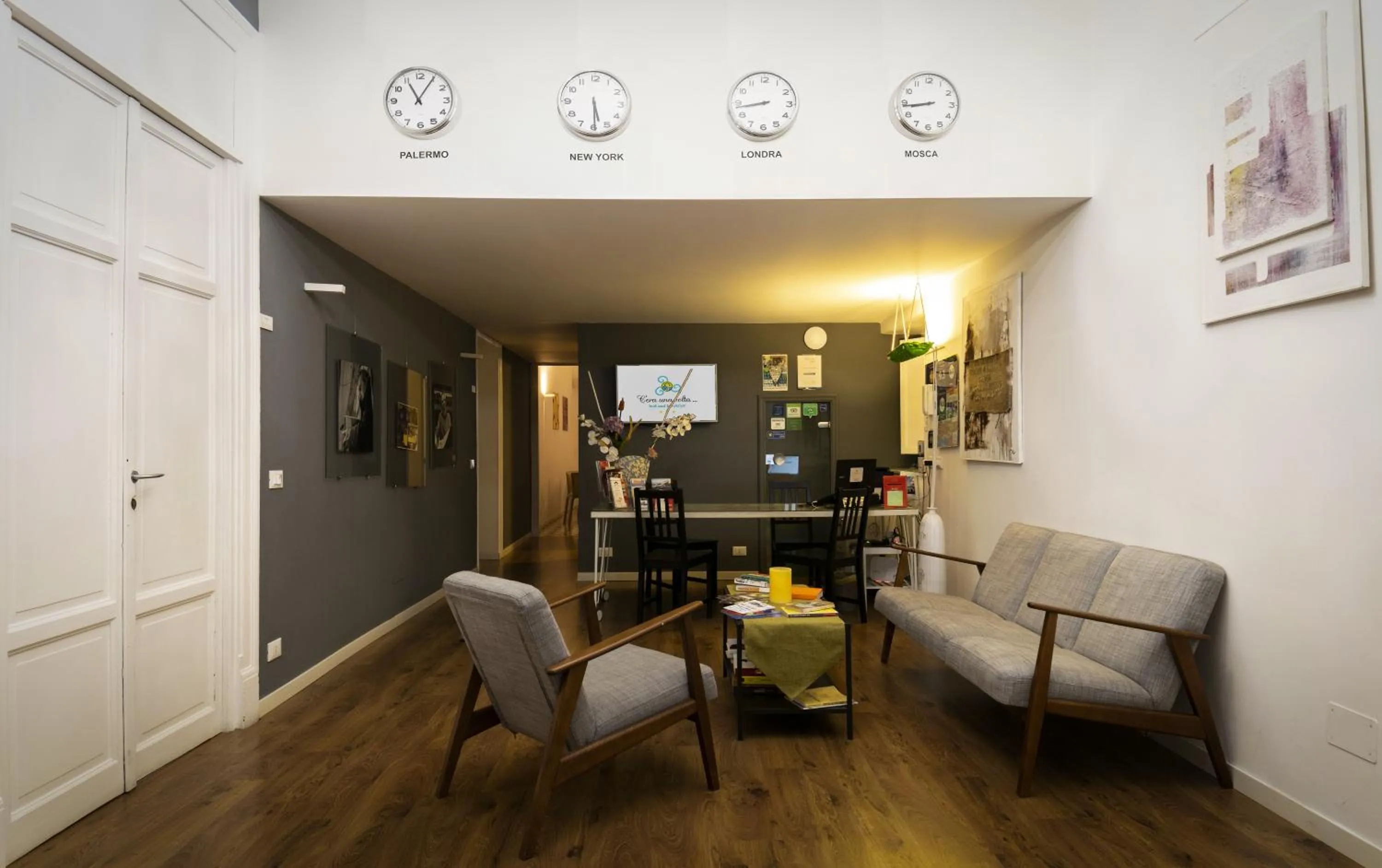 Communal lounge/ TV room in C'era Una Volta