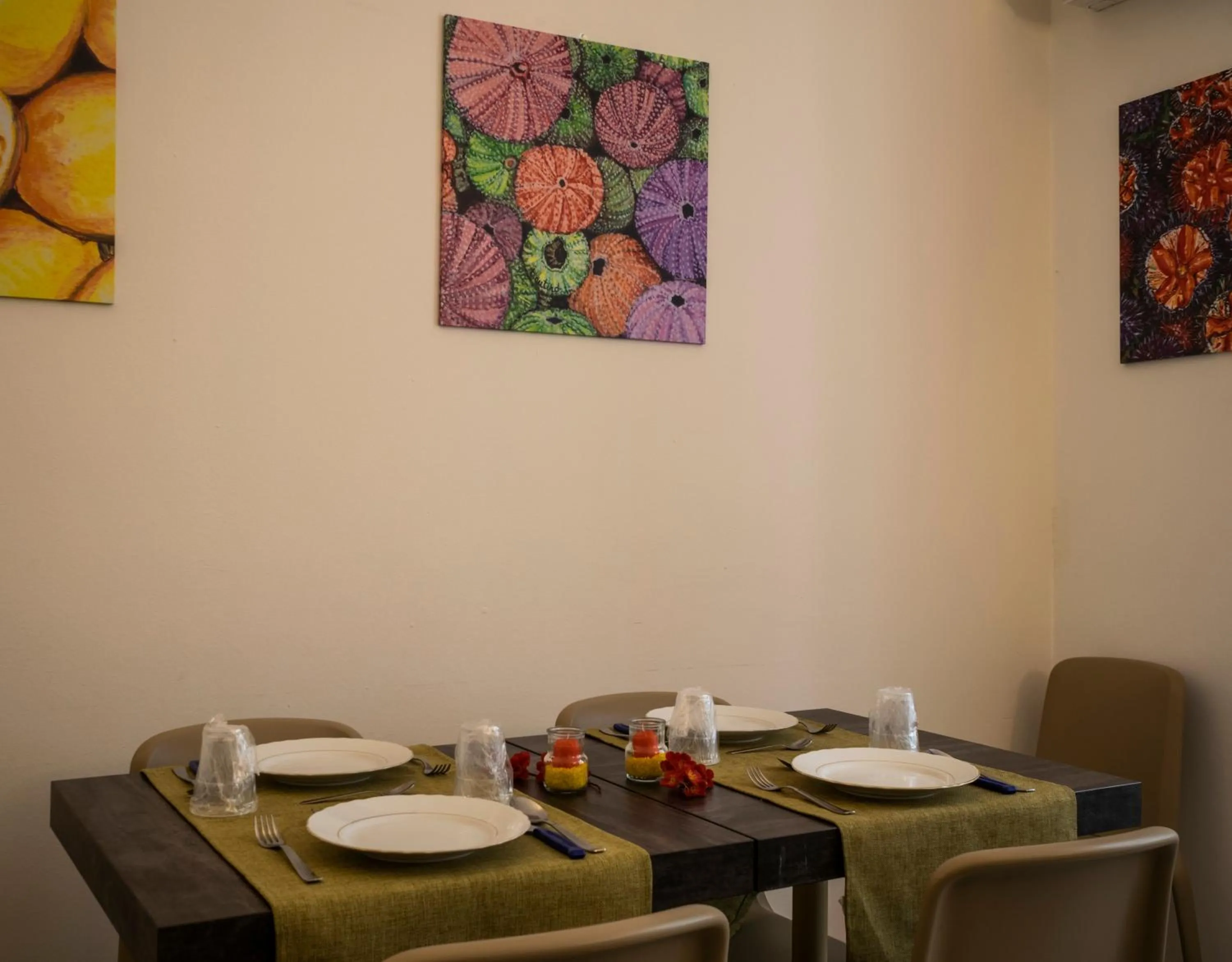 Communal lounge/ TV room in C'era Una Volta