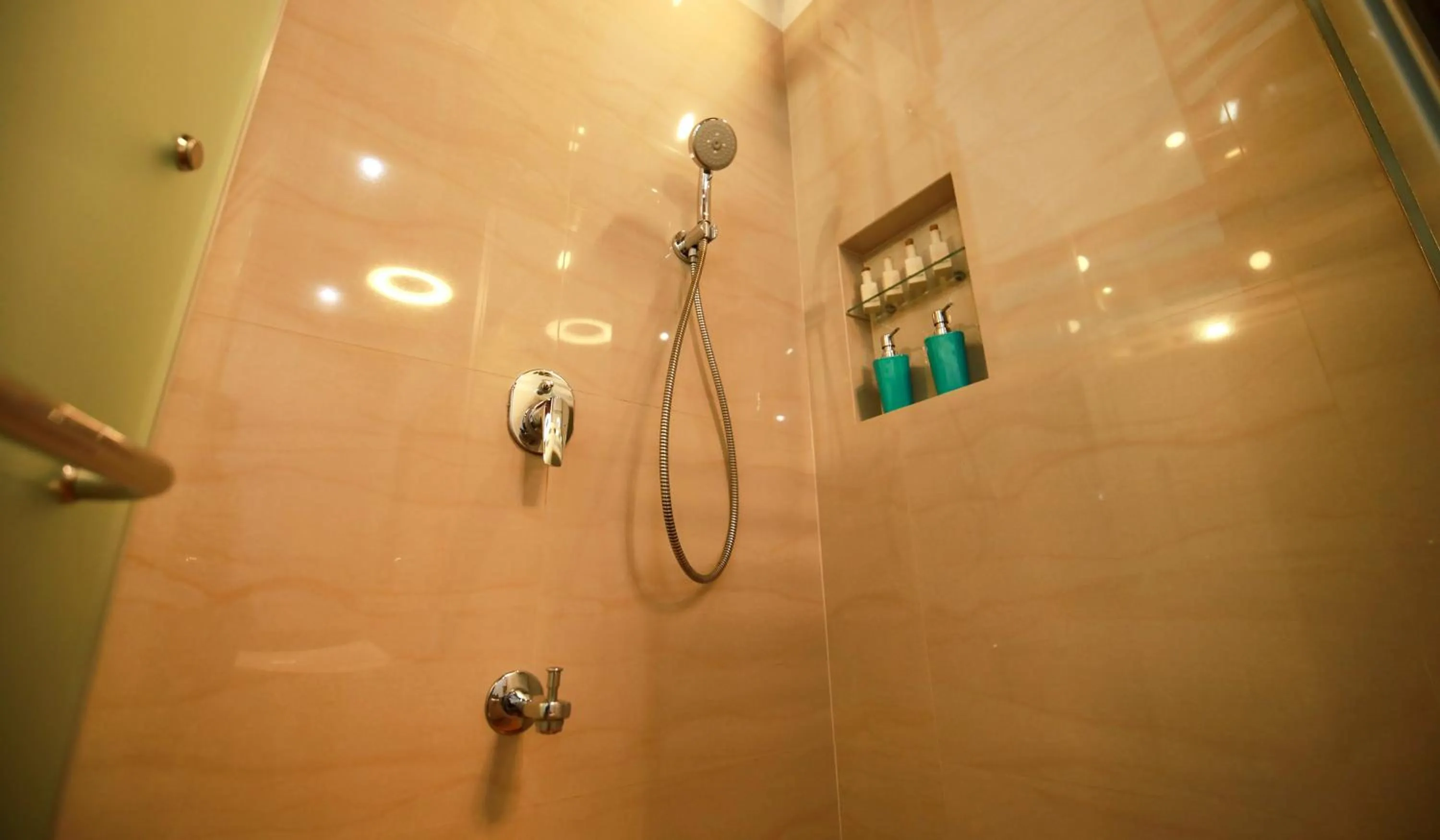 Shower in Wisdom Boutique Resort