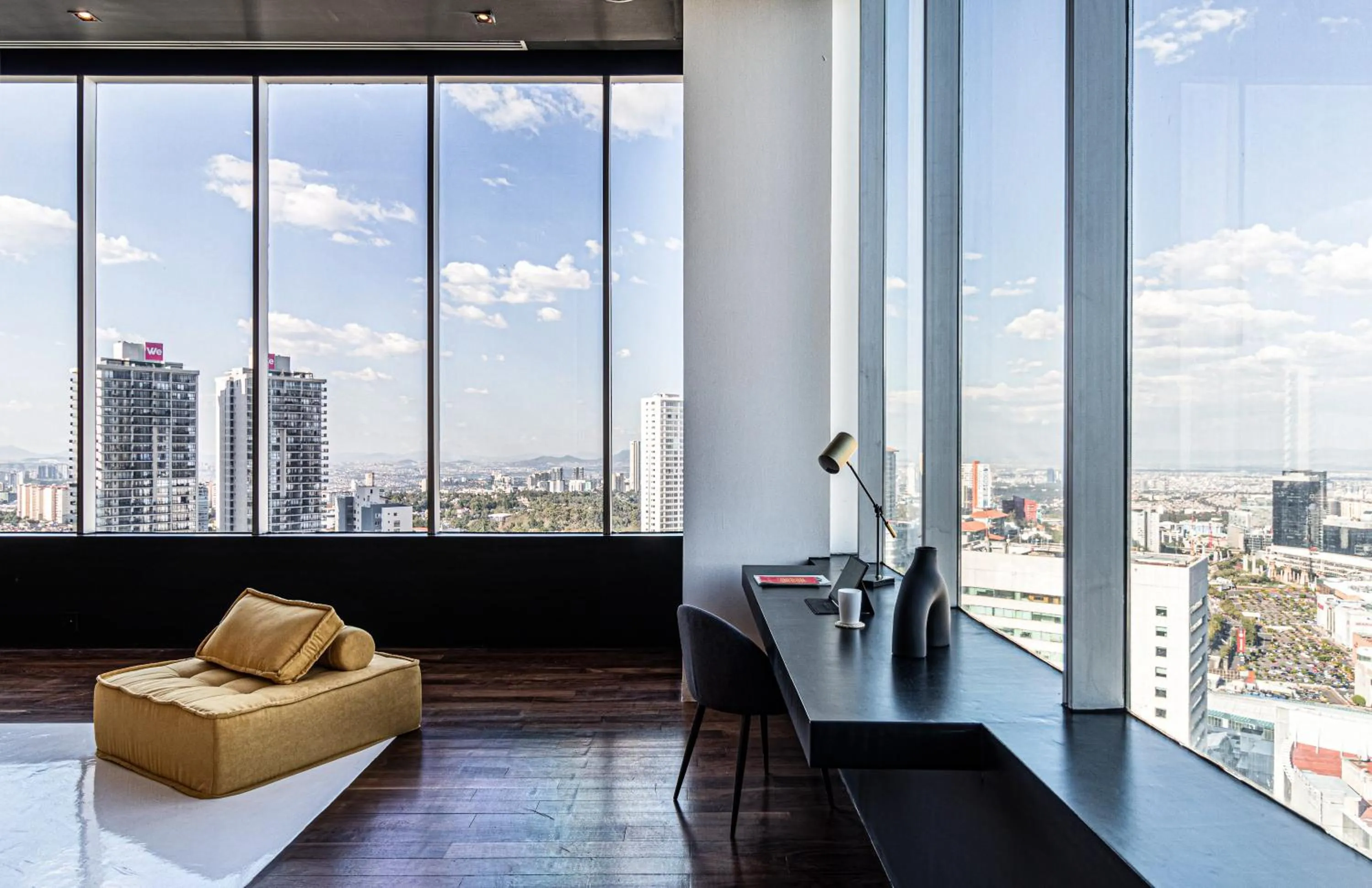 City view in Collection Suites by Kukun