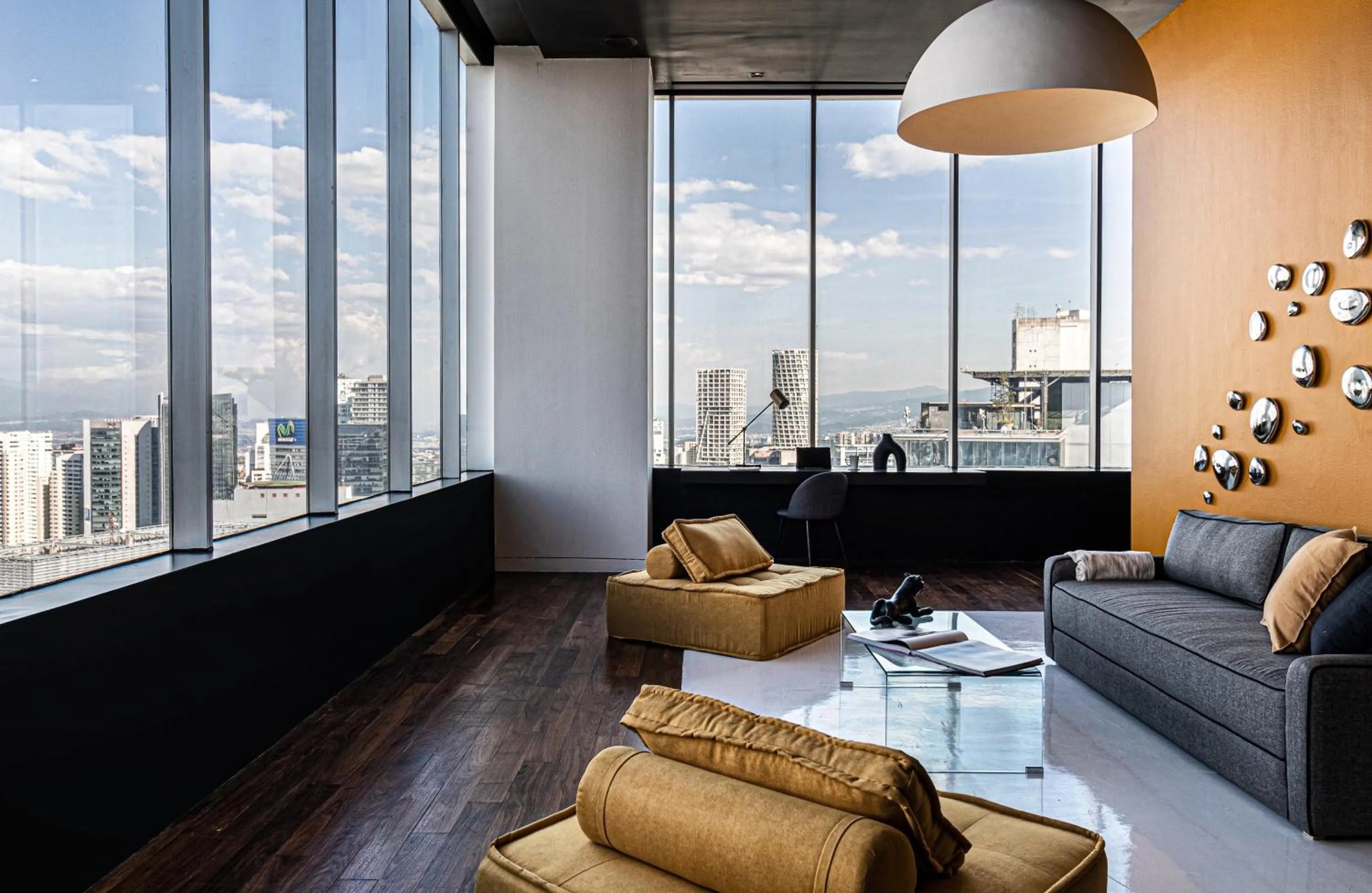 Living room in Collection Suites by Kukun