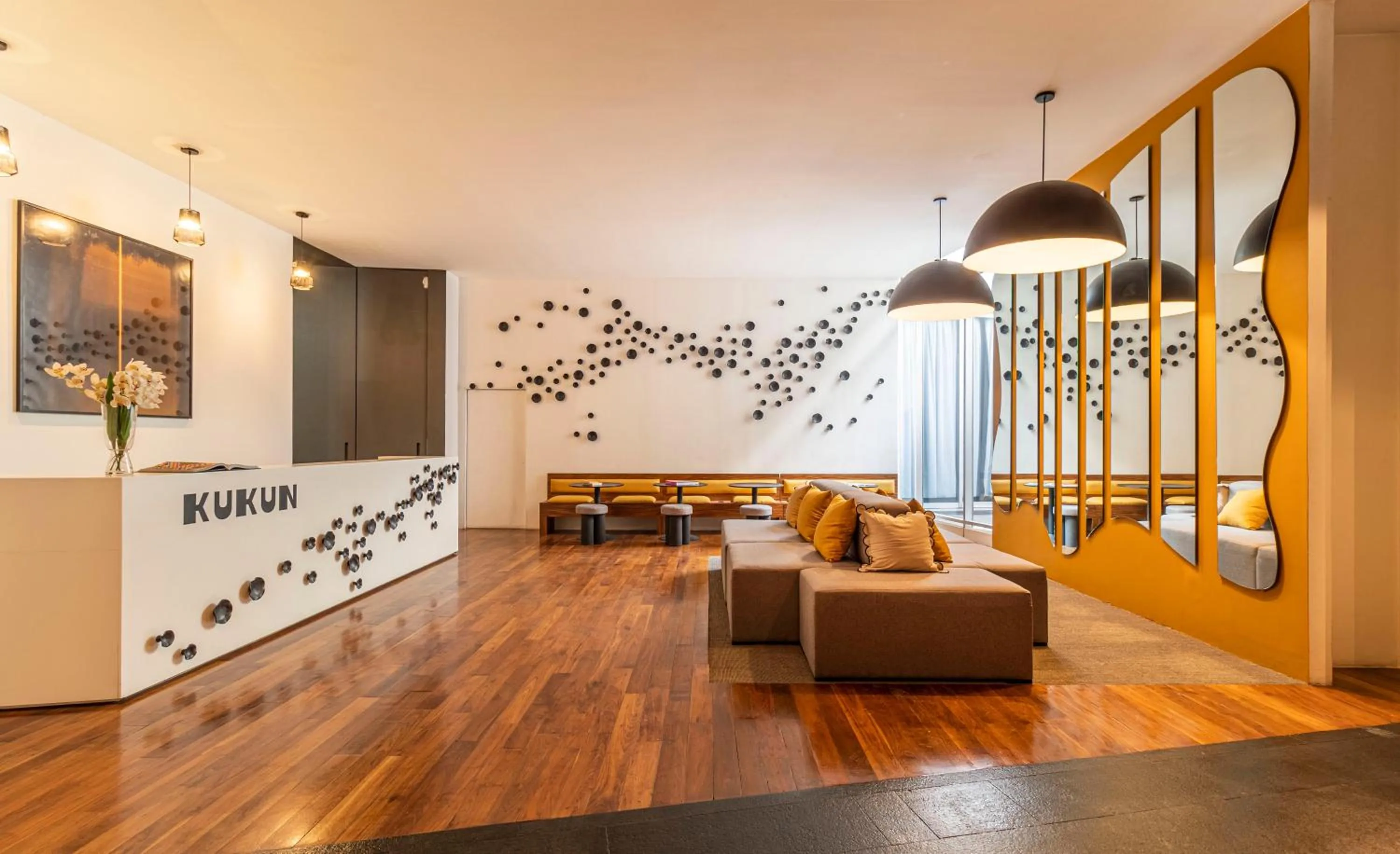 Lobby or reception in Collection Suites by Kukun